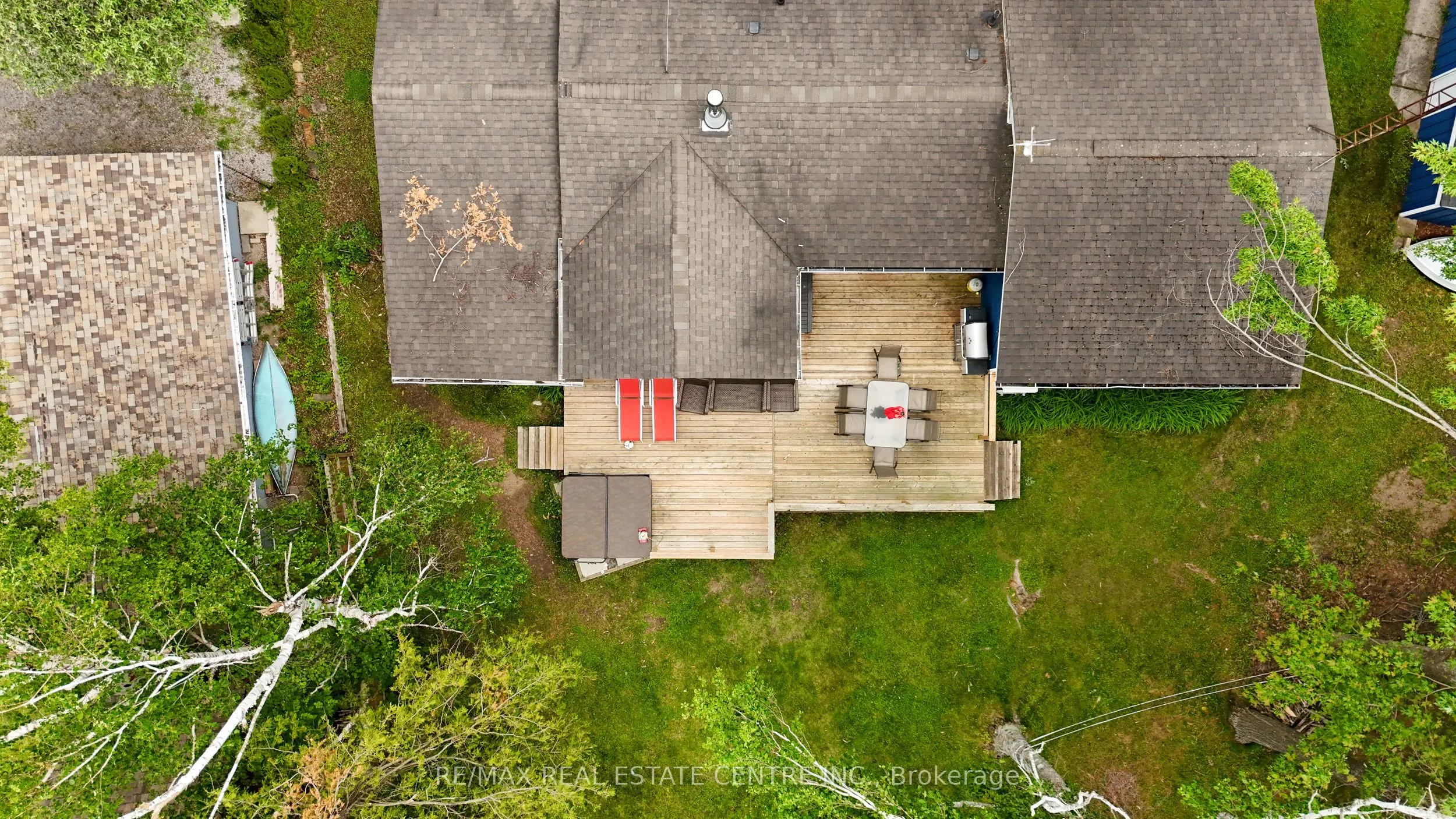 3012 Greenwood Lane