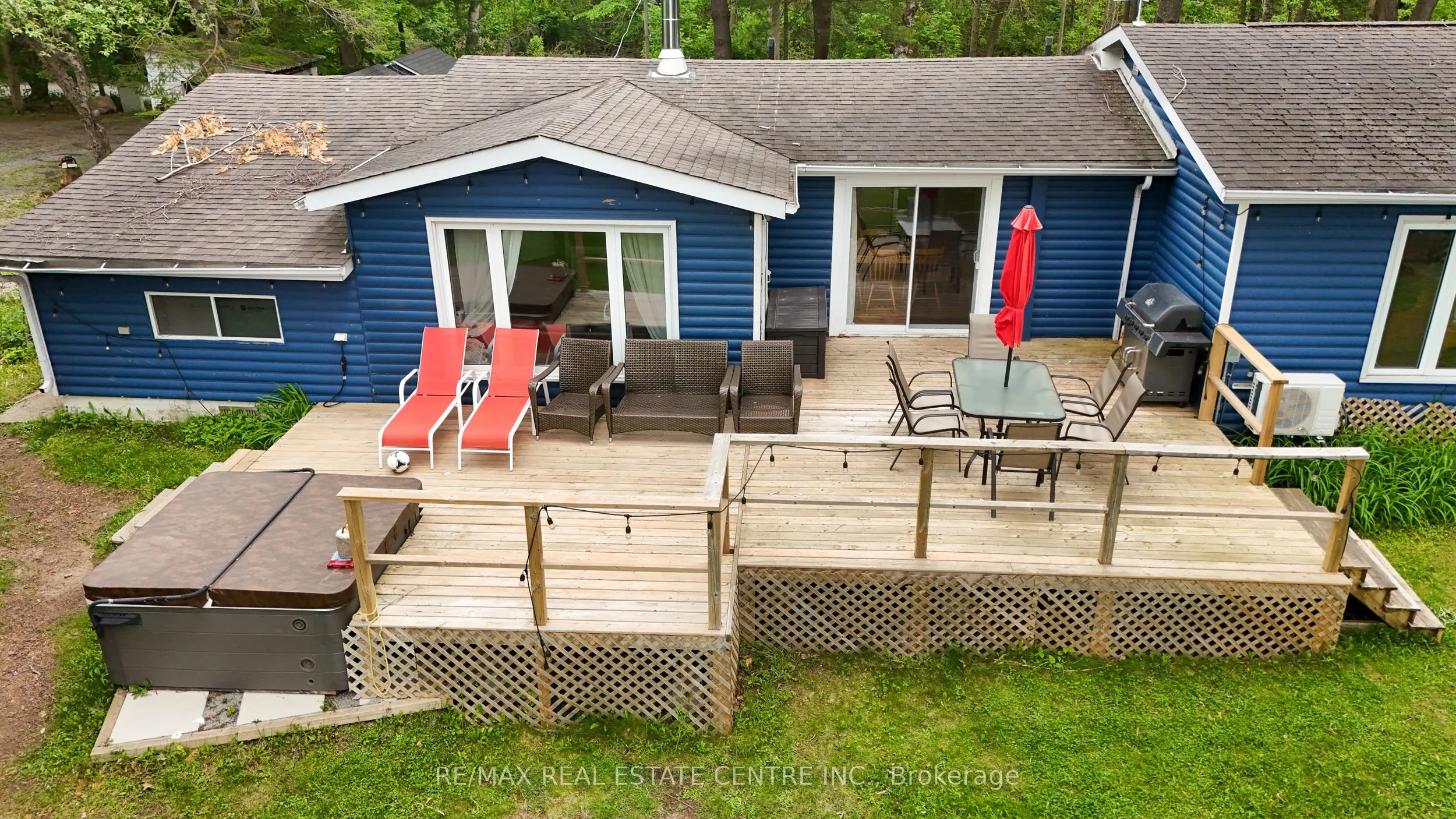 3012 Greenwood Lane