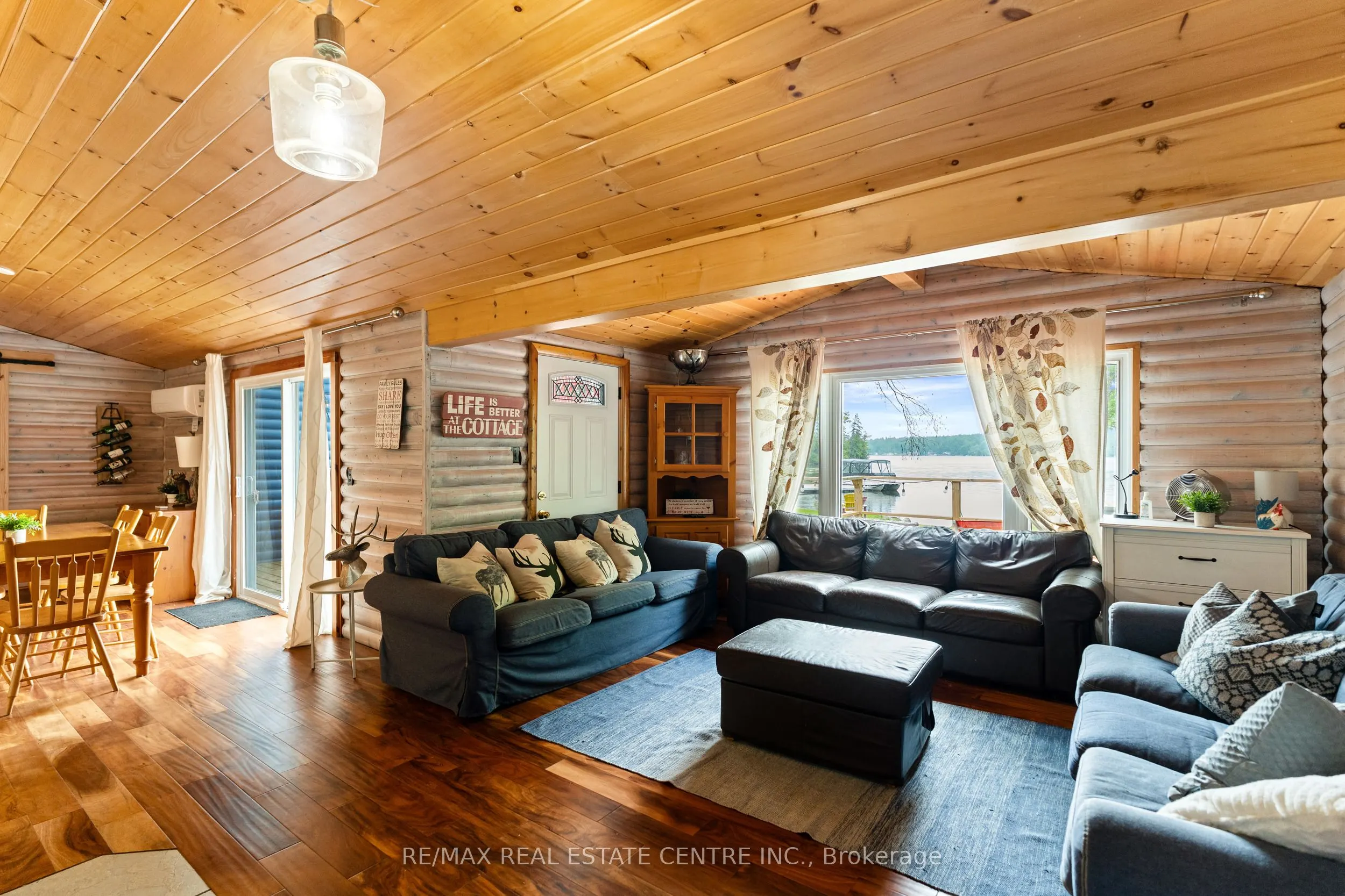 3012 Greenwood Lane