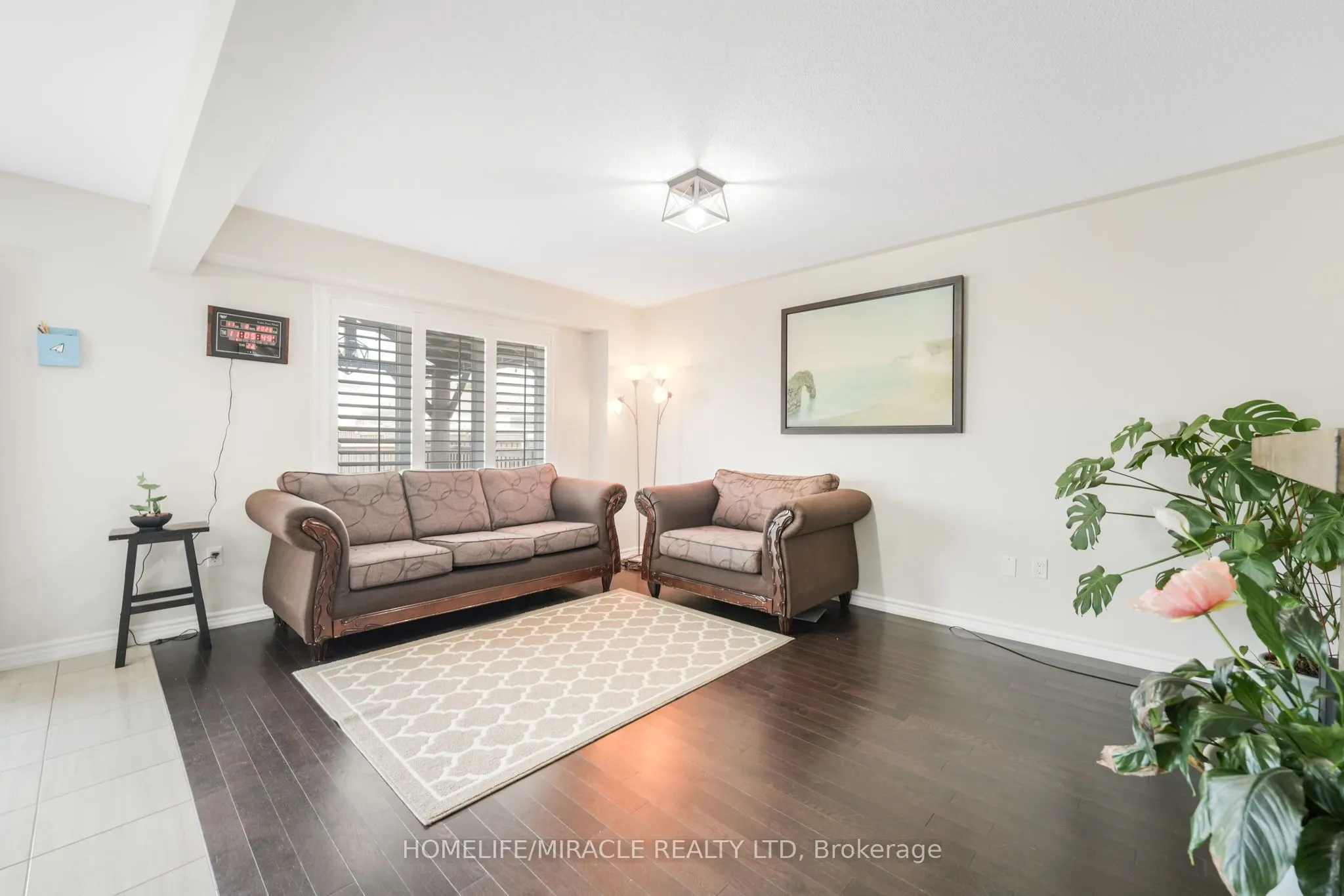 92 Todd Crescent