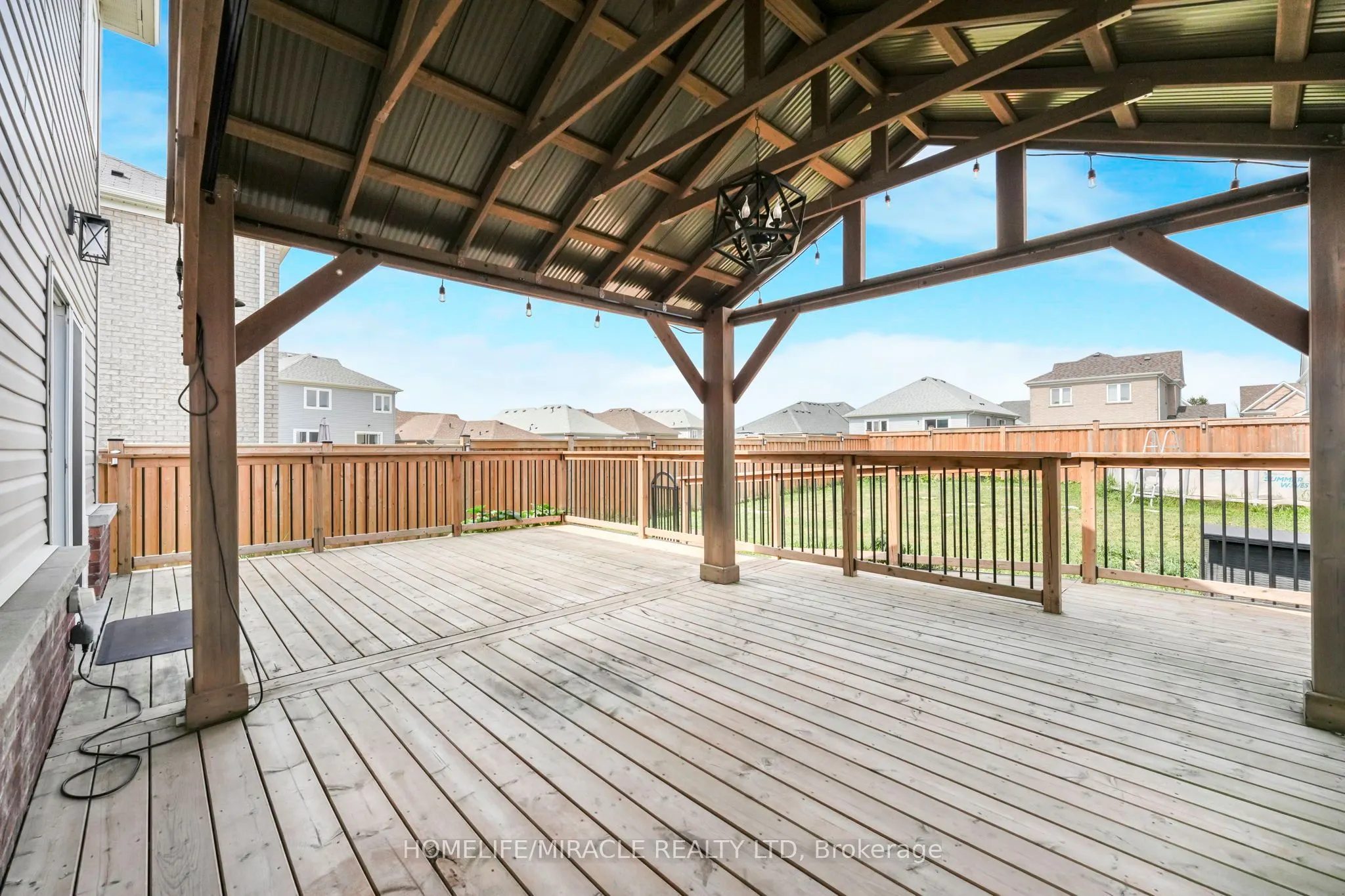 92 Todd Crescent