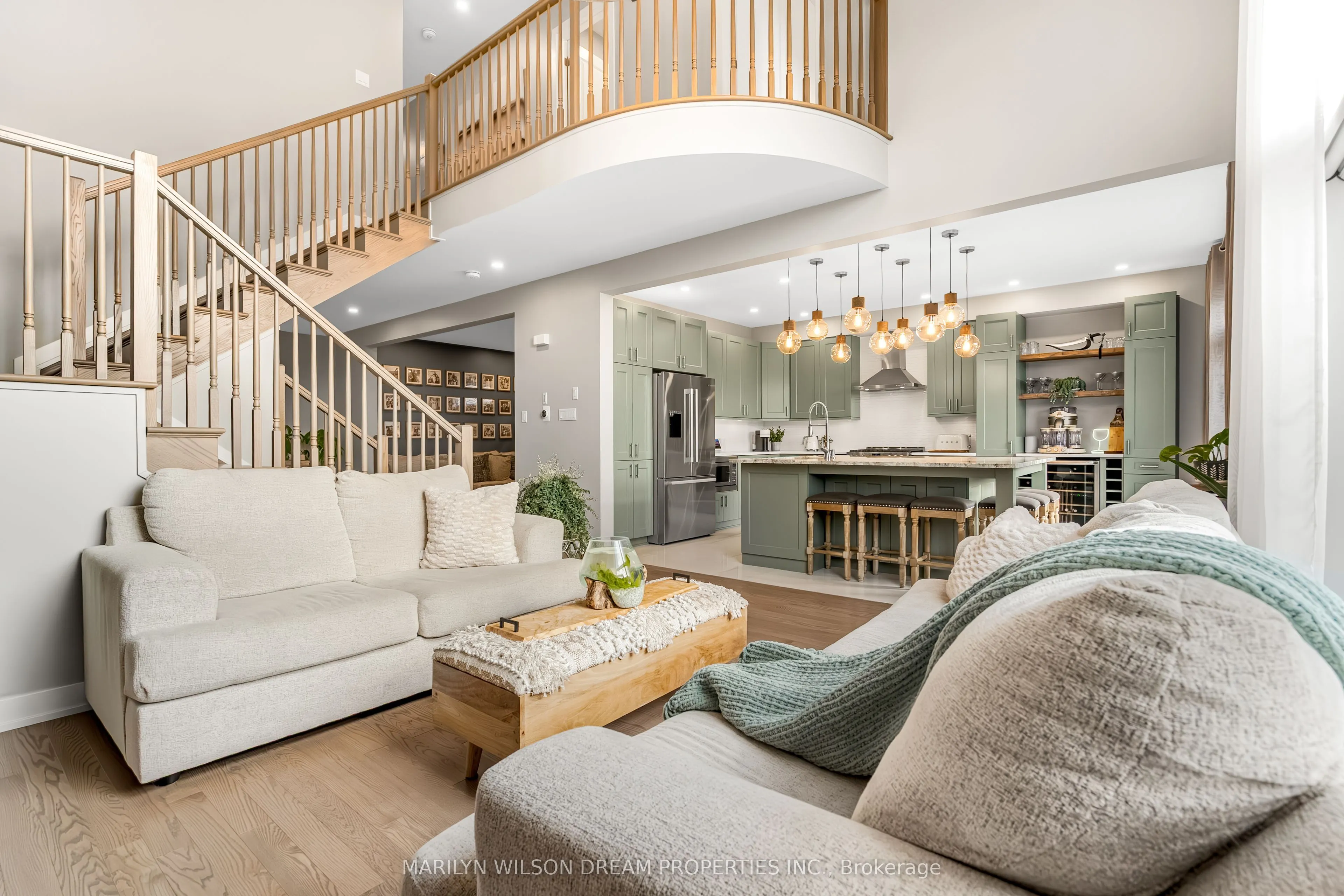 11 Angel Heights