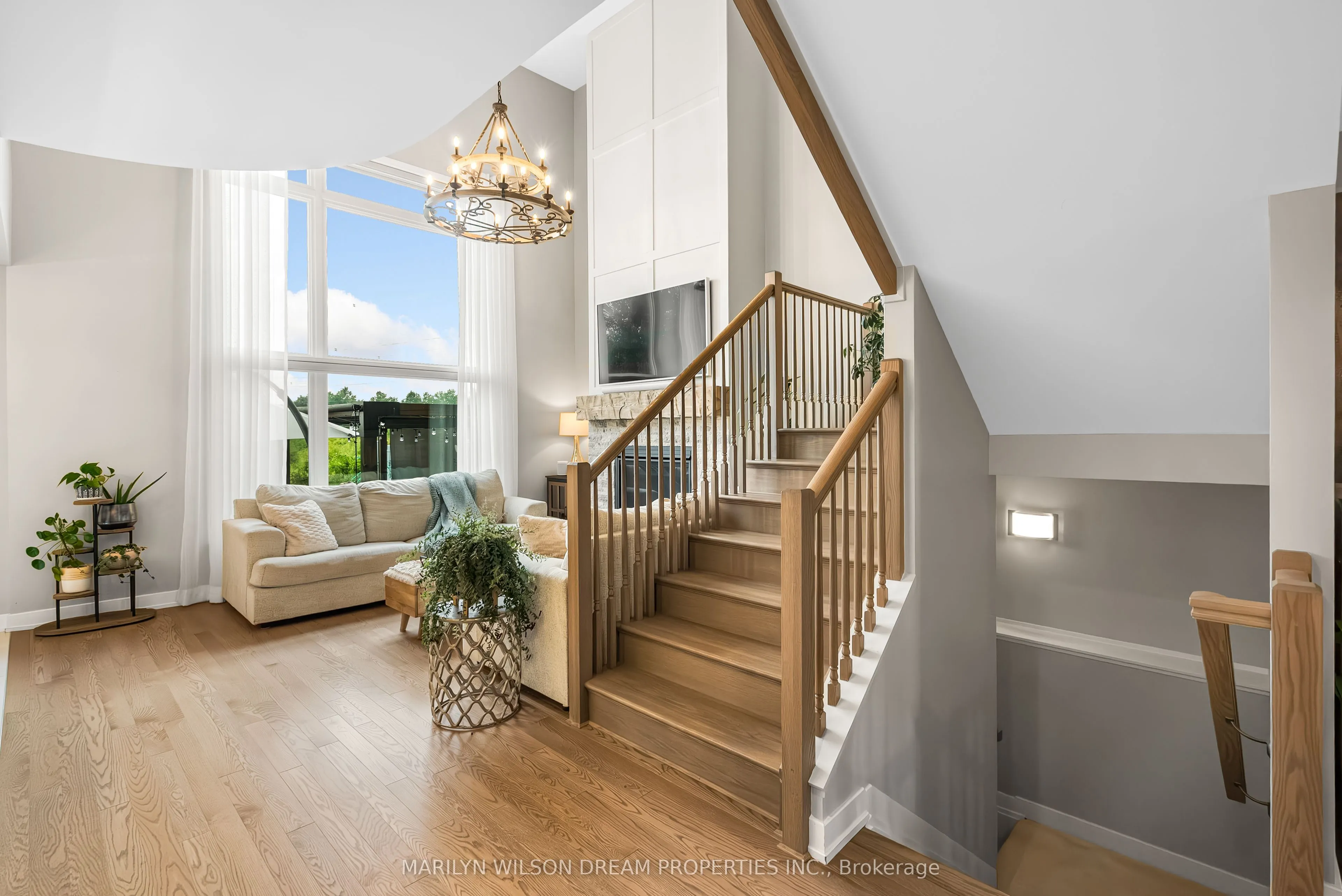 11 Angel Heights