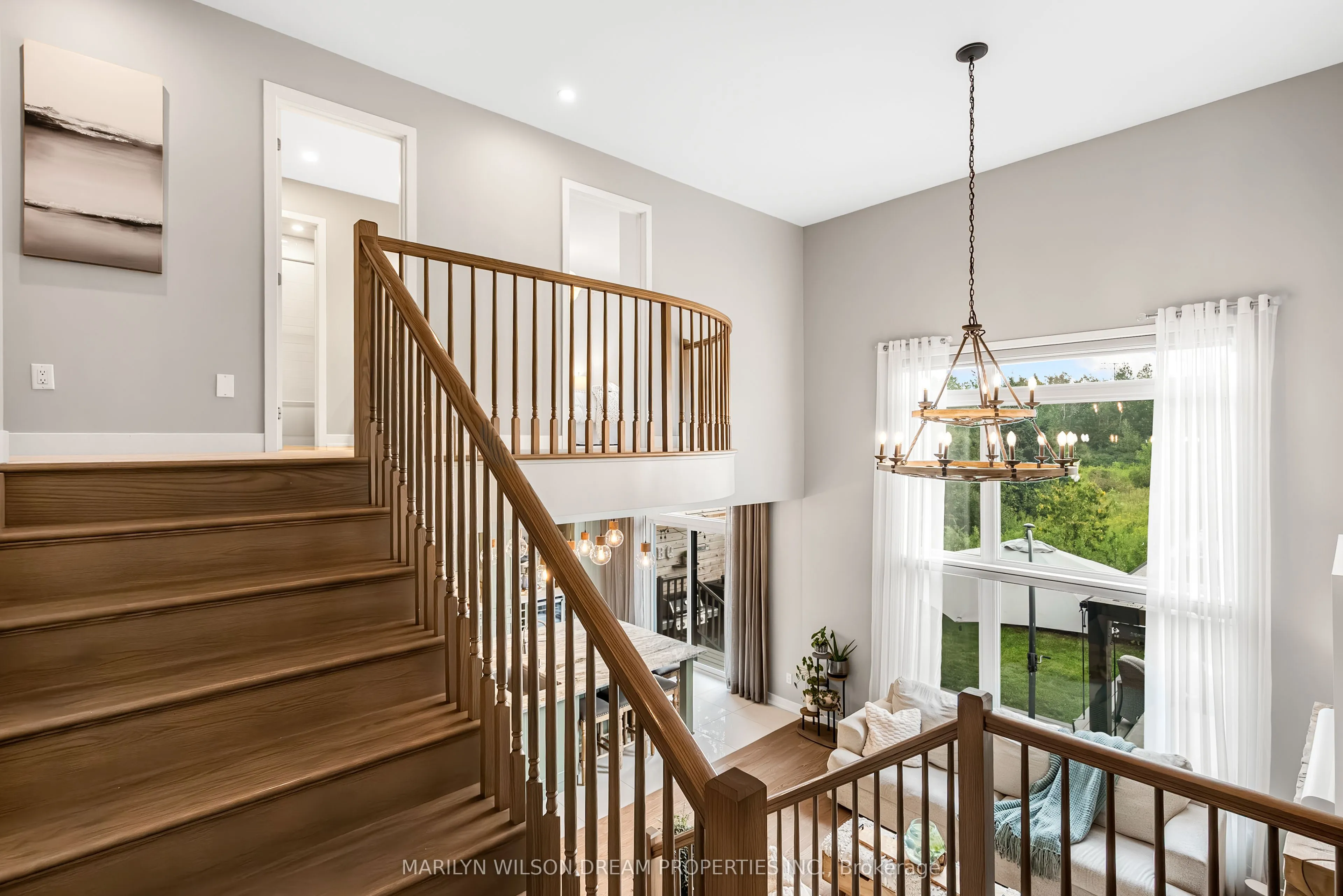11 Angel Heights