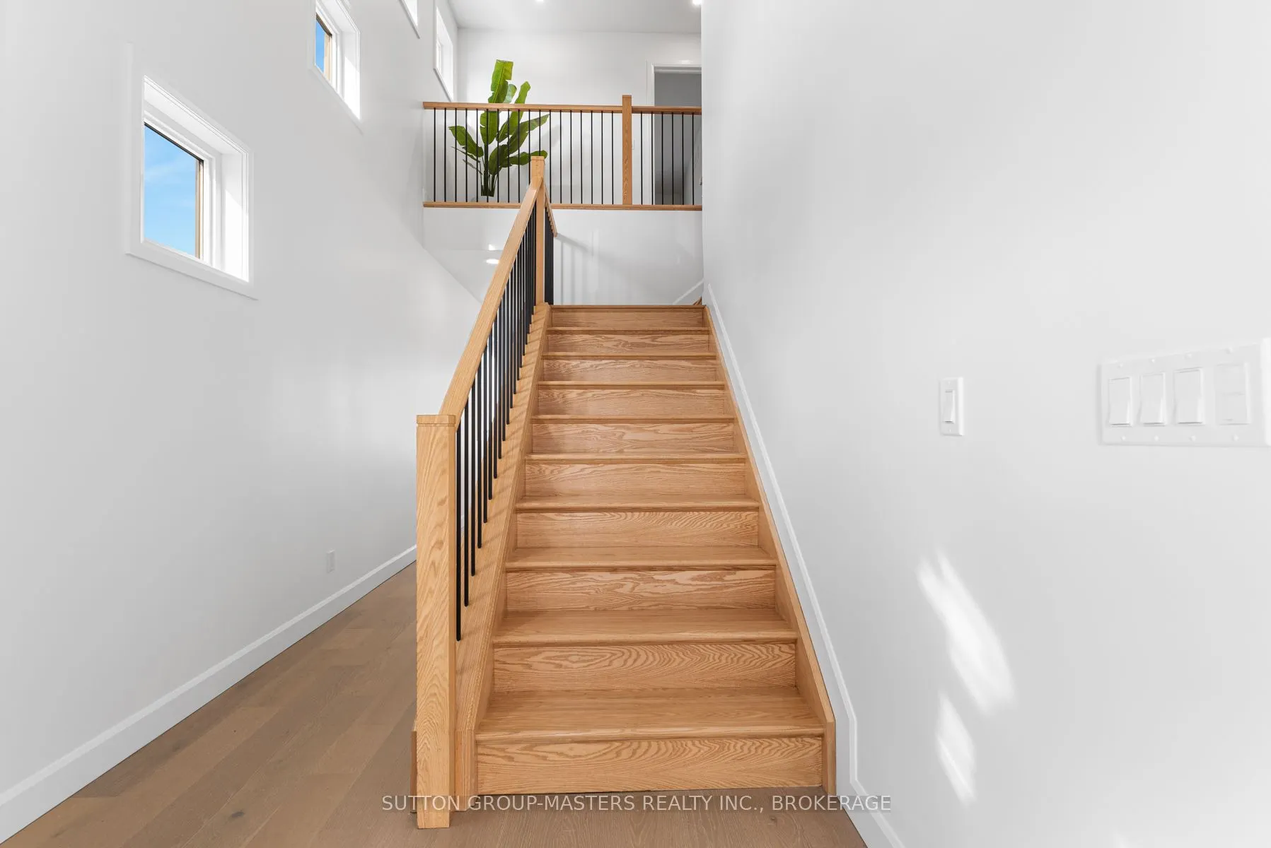 204 Superior Drive