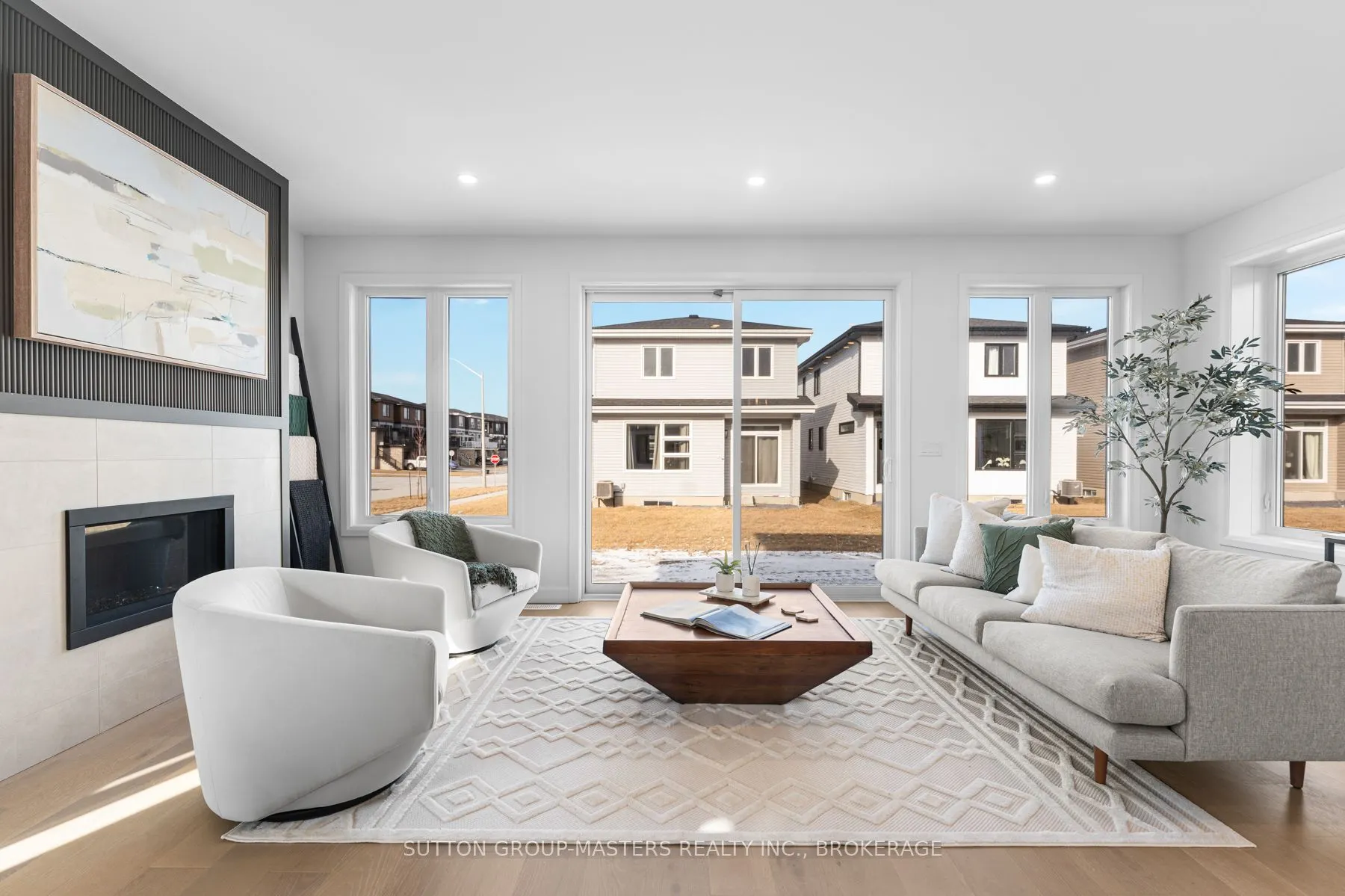 204 Superior Drive