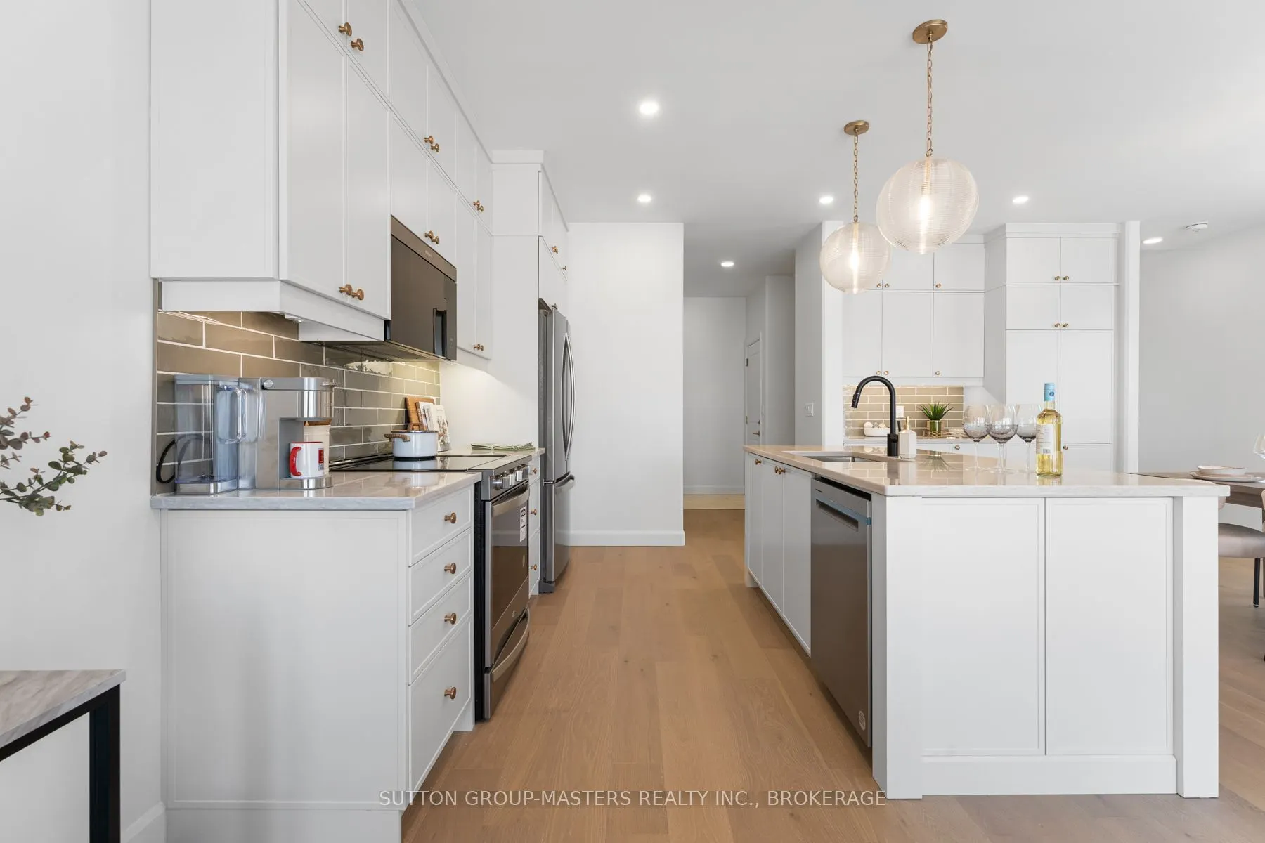 204 Superior Drive