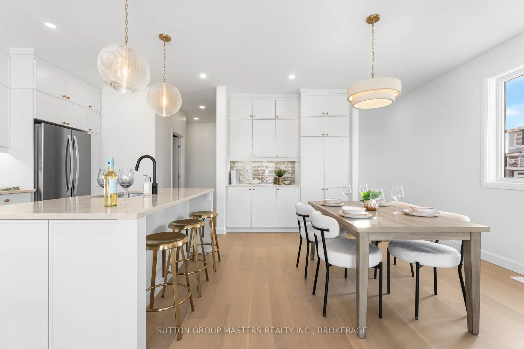 204 Superior Drive