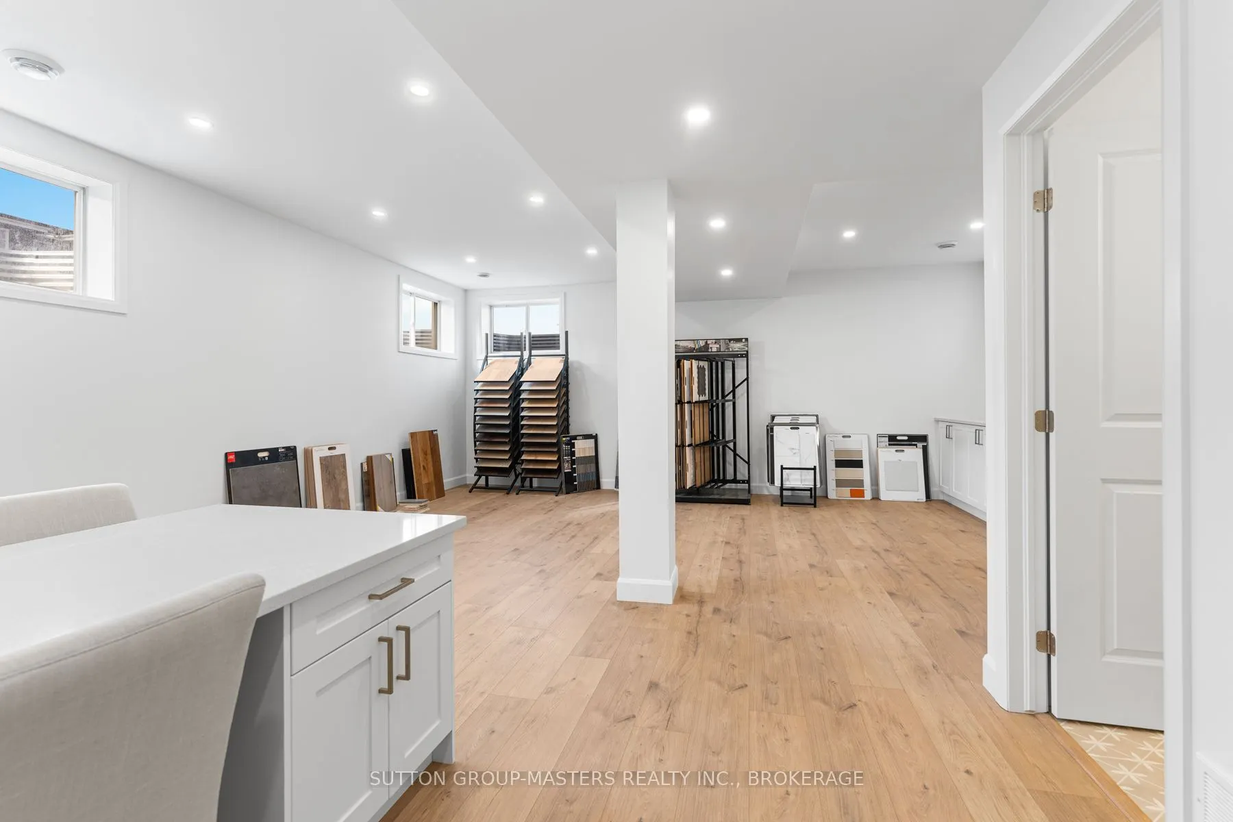 204 Superior Drive