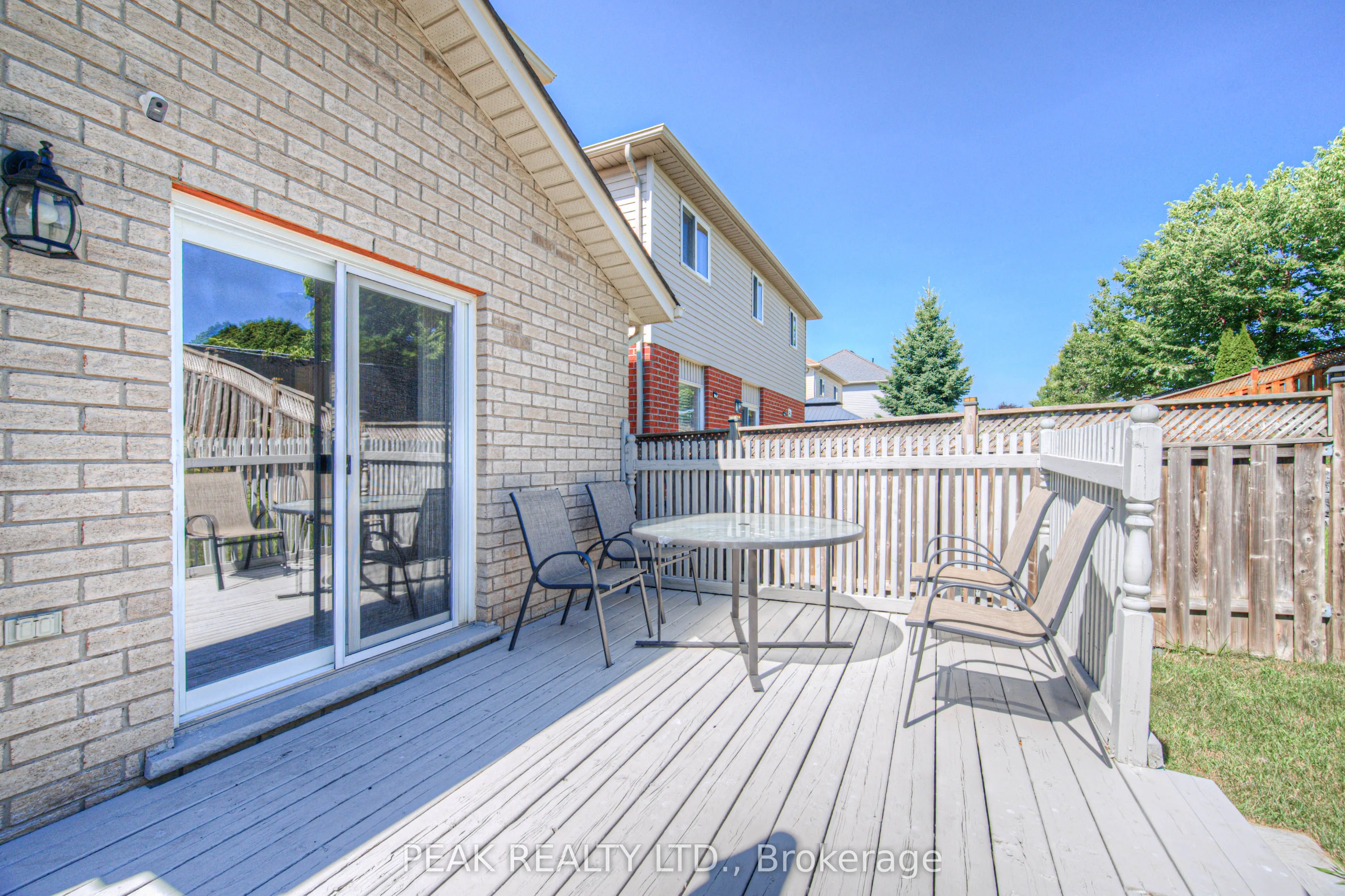 48 Lena Crescent
