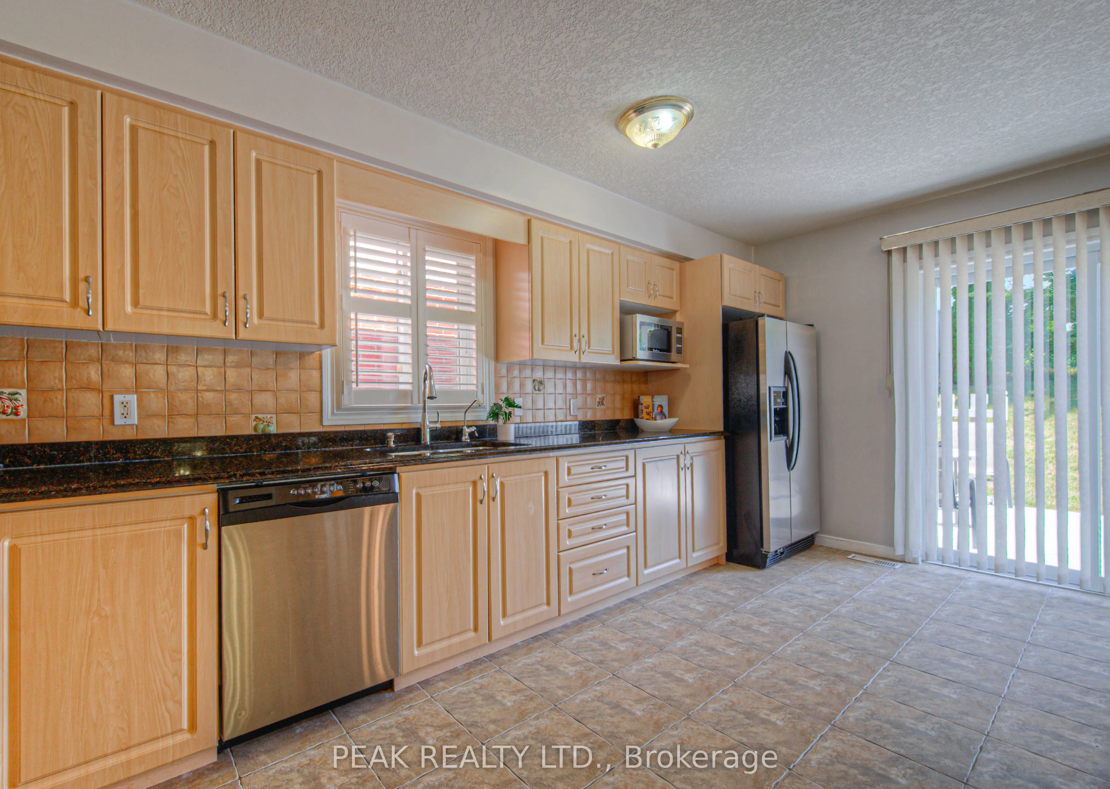 48 Lena Crescent