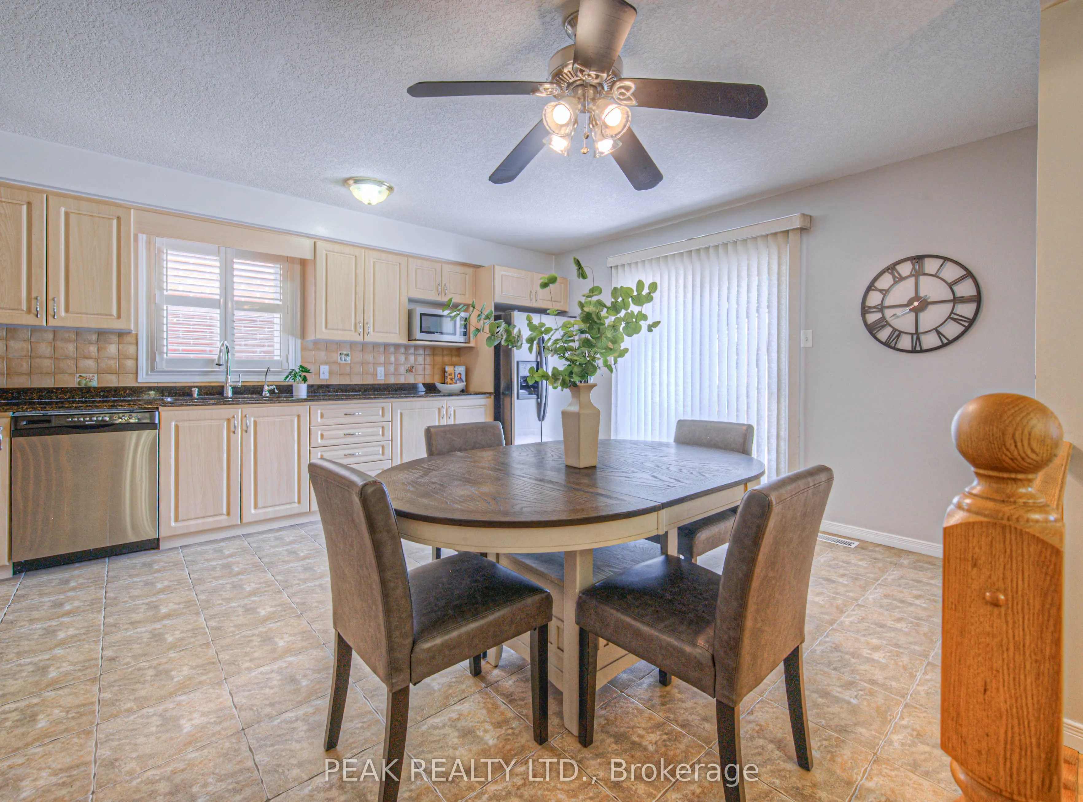 48 Lena Crescent
