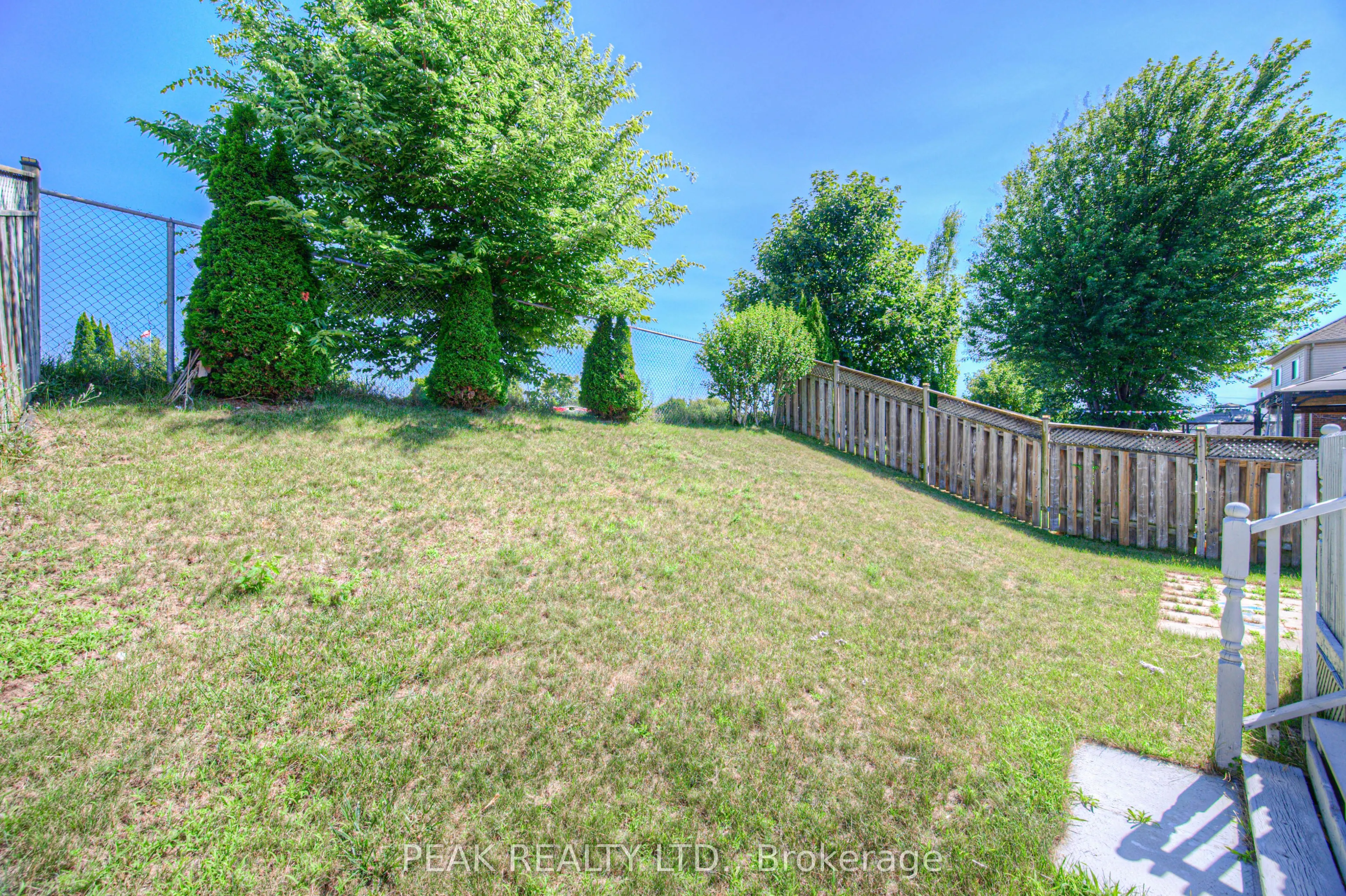 48 Lena Crescent