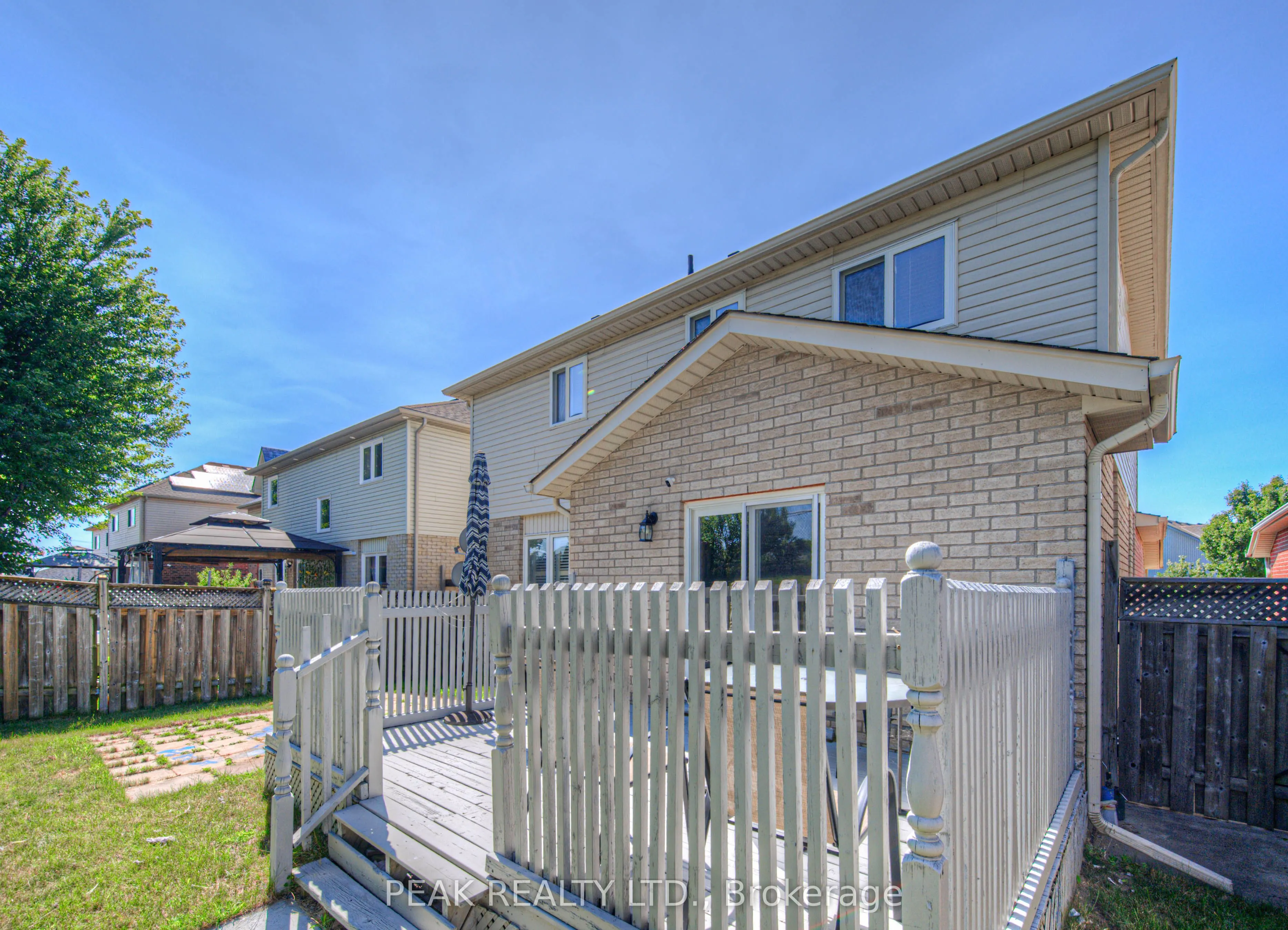 48 Lena Crescent