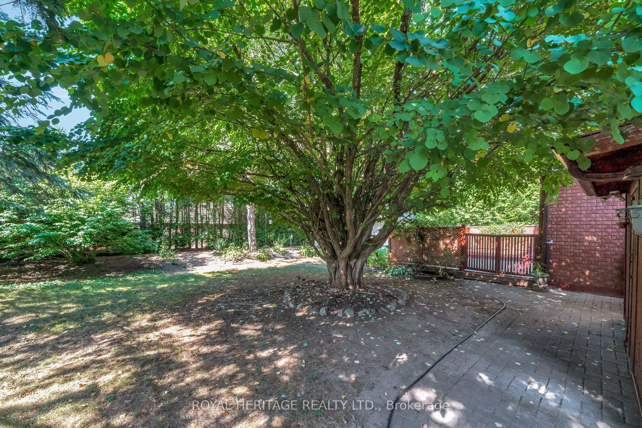 15 Iroquois Avenue