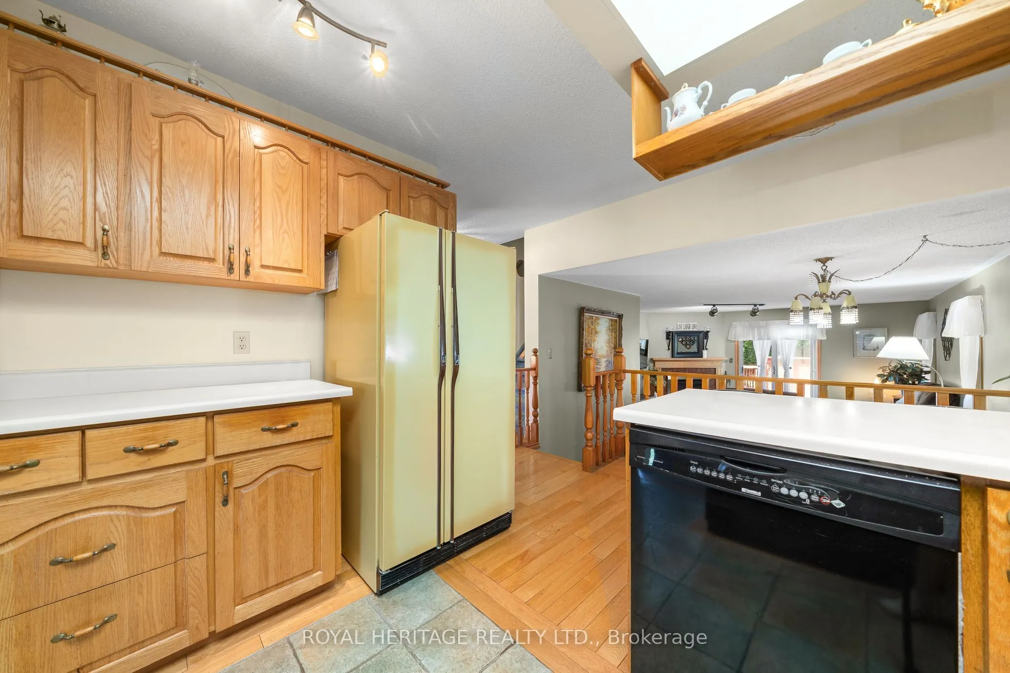 15 Iroquois Avenue