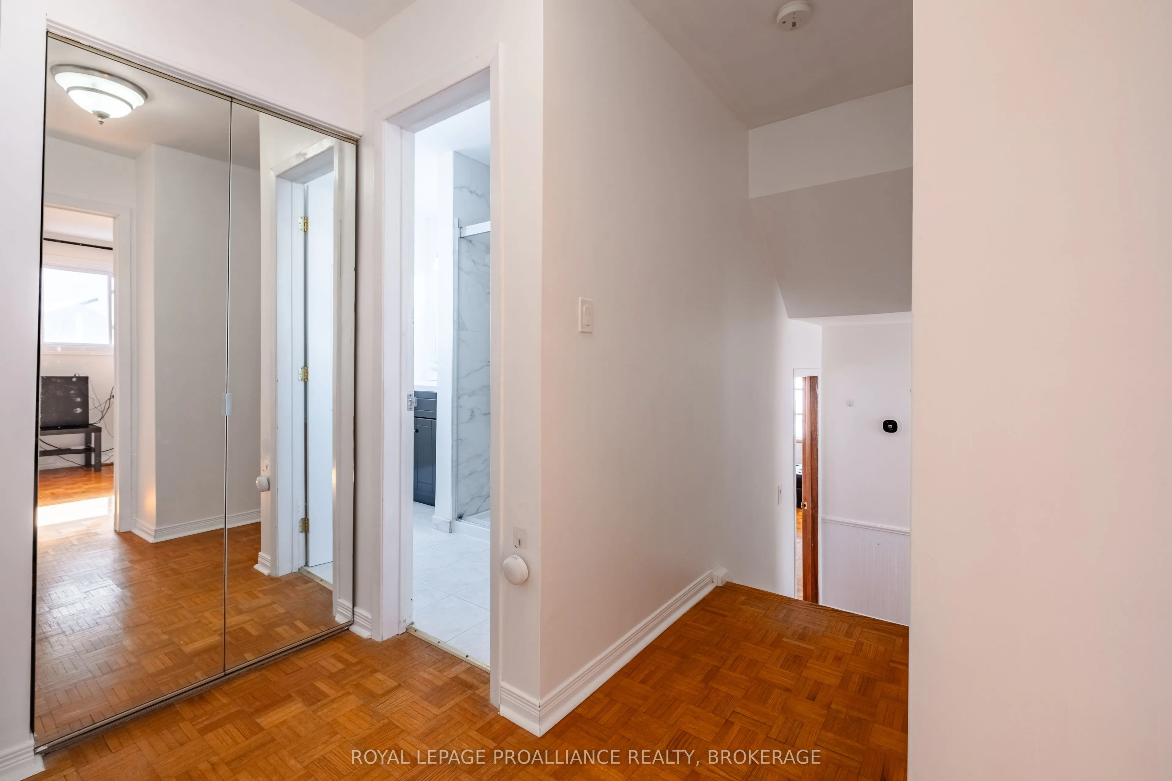687 Harrow Place