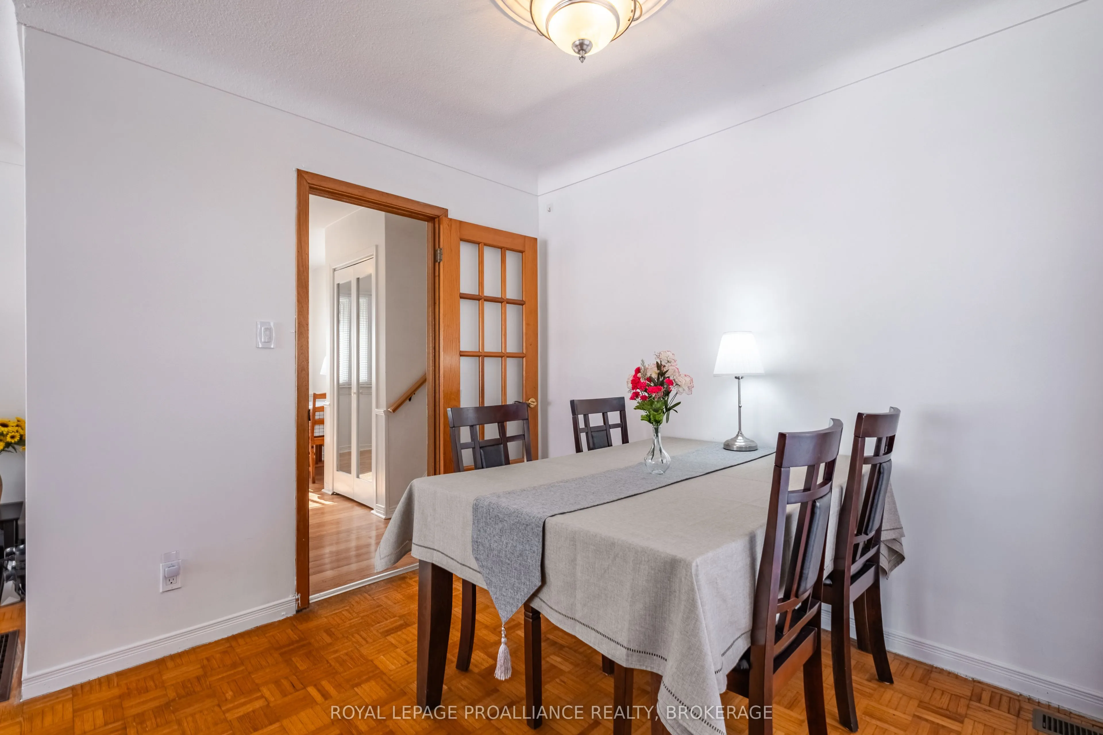 687 Harrow Place