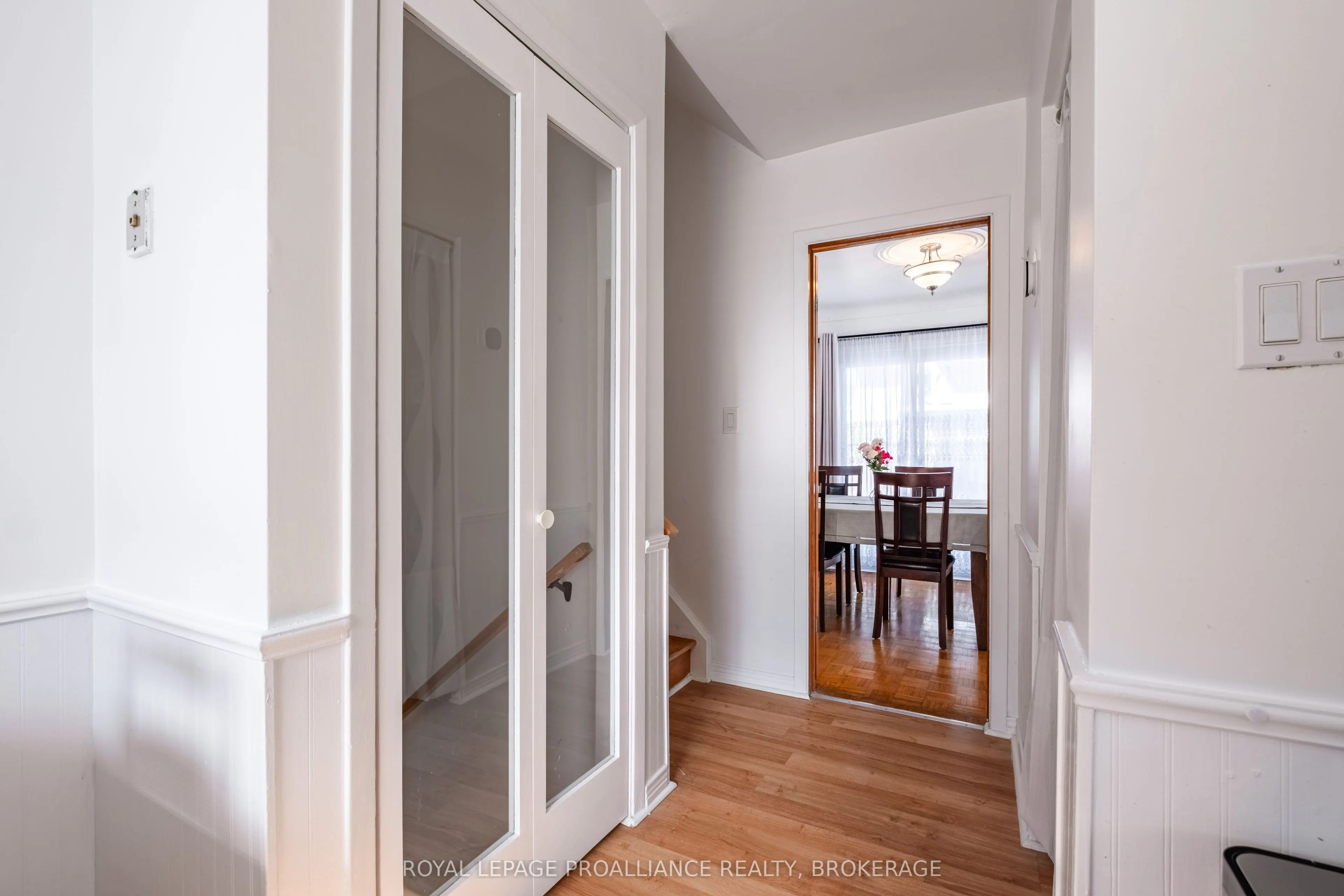 687 Harrow Place
