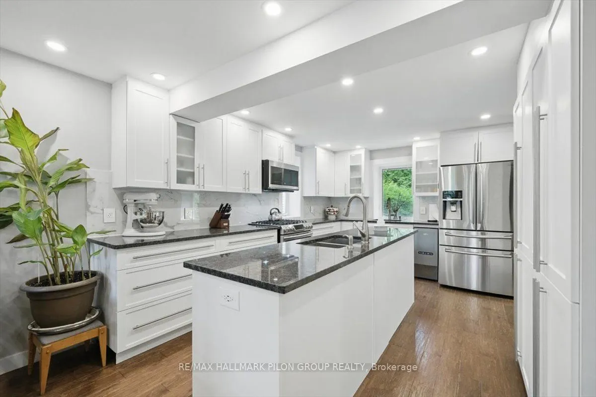 84 Eastpark Drive