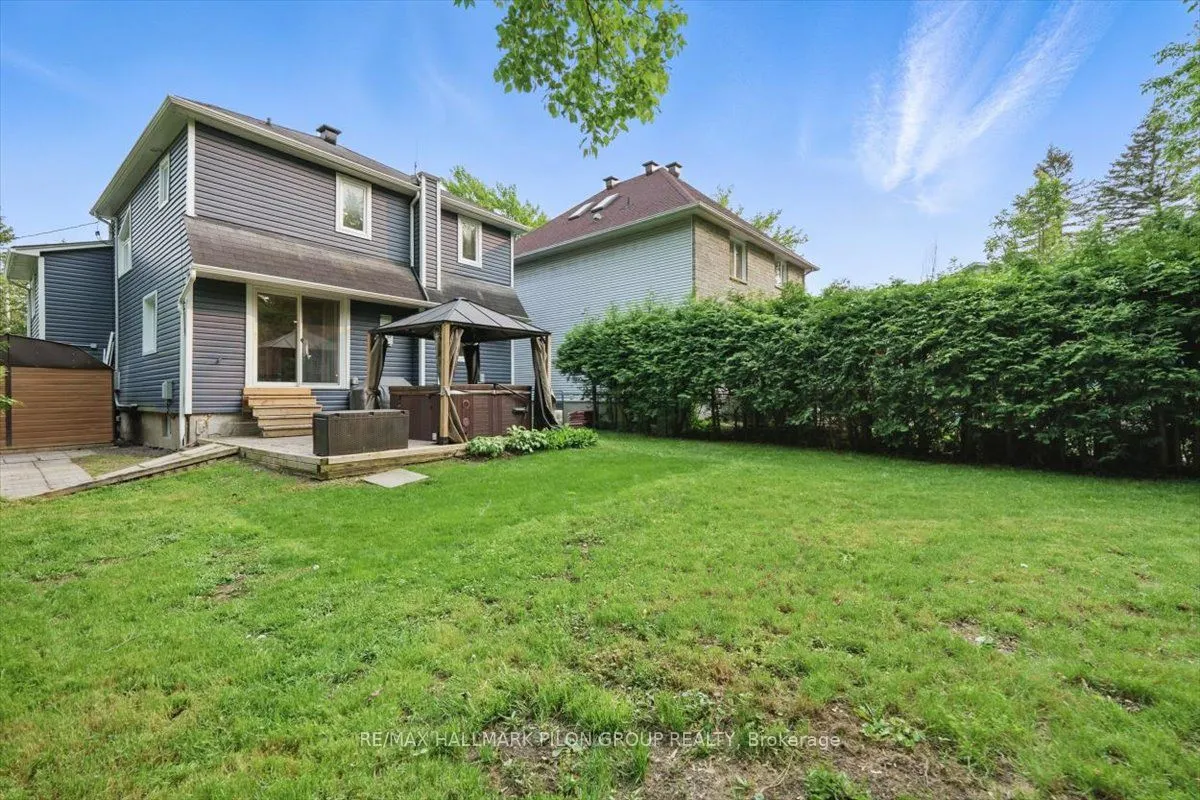 84 Eastpark Drive