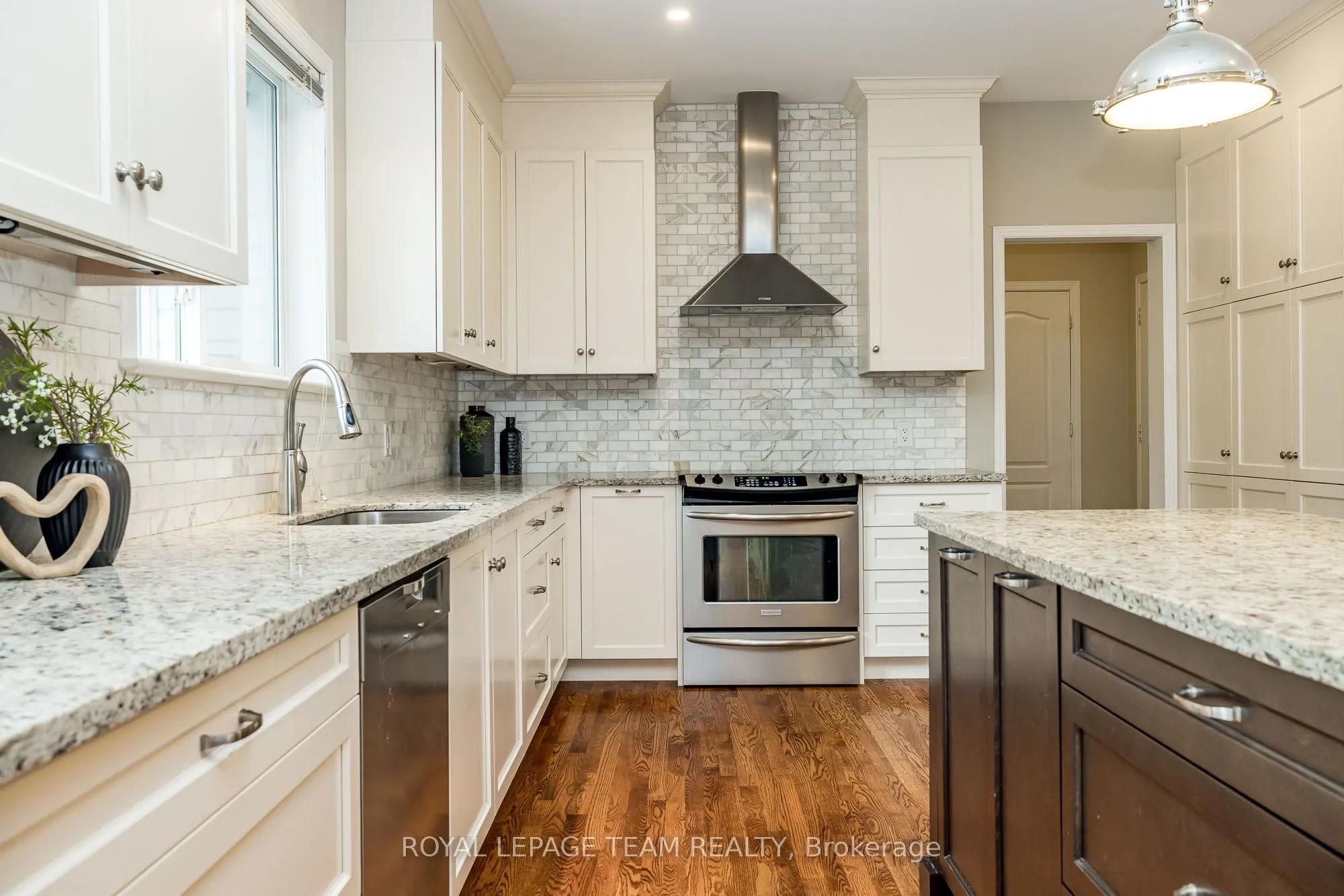 10 Beechgrove Gardens