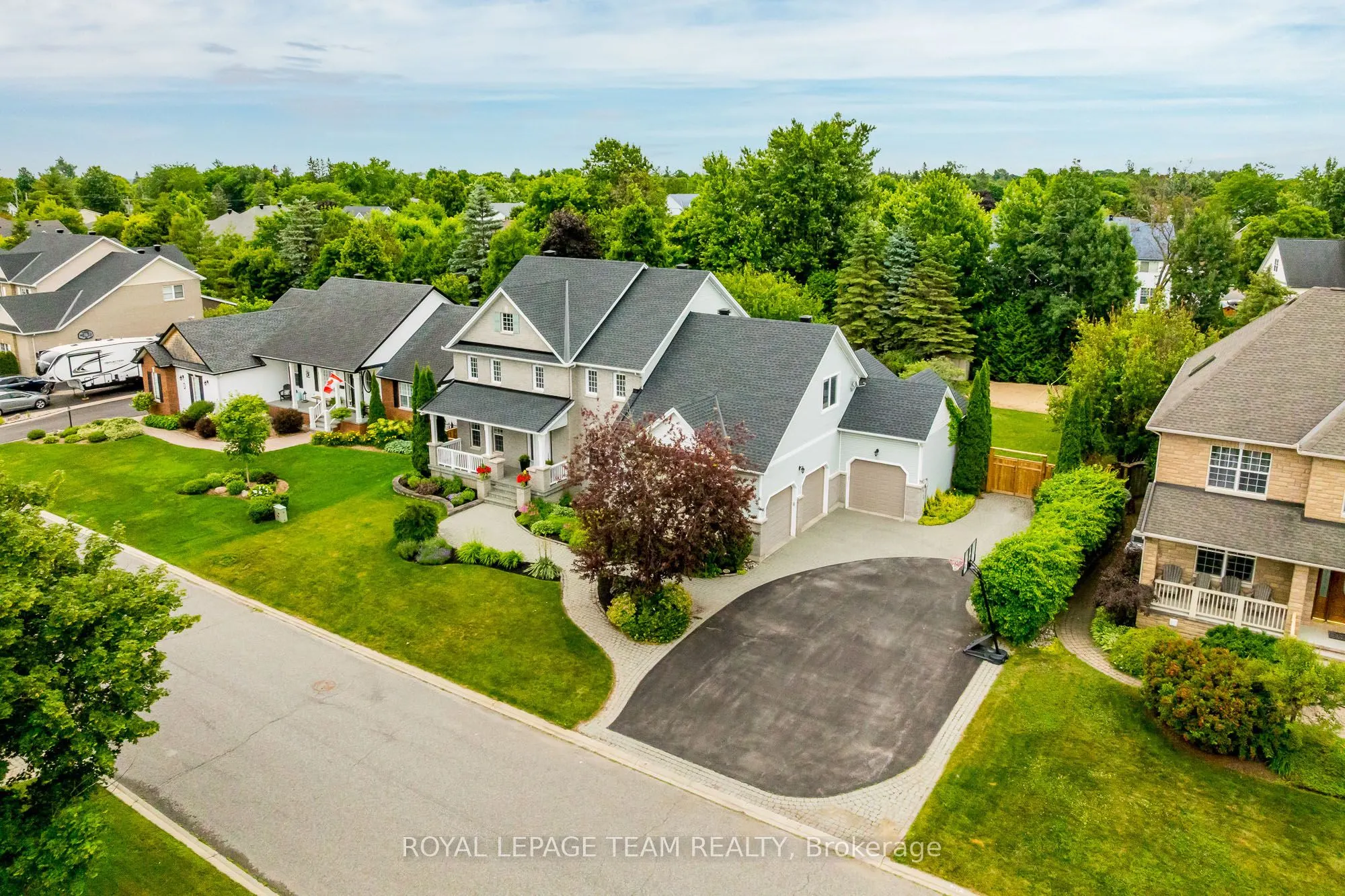 10 Beechgrove Gardens