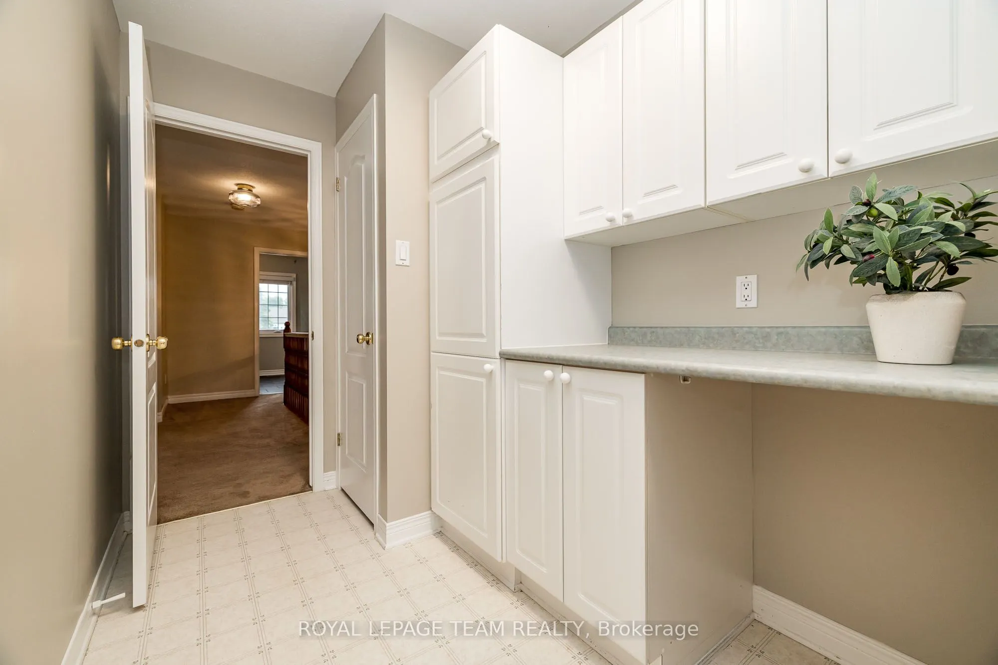 10 Beechgrove Gardens