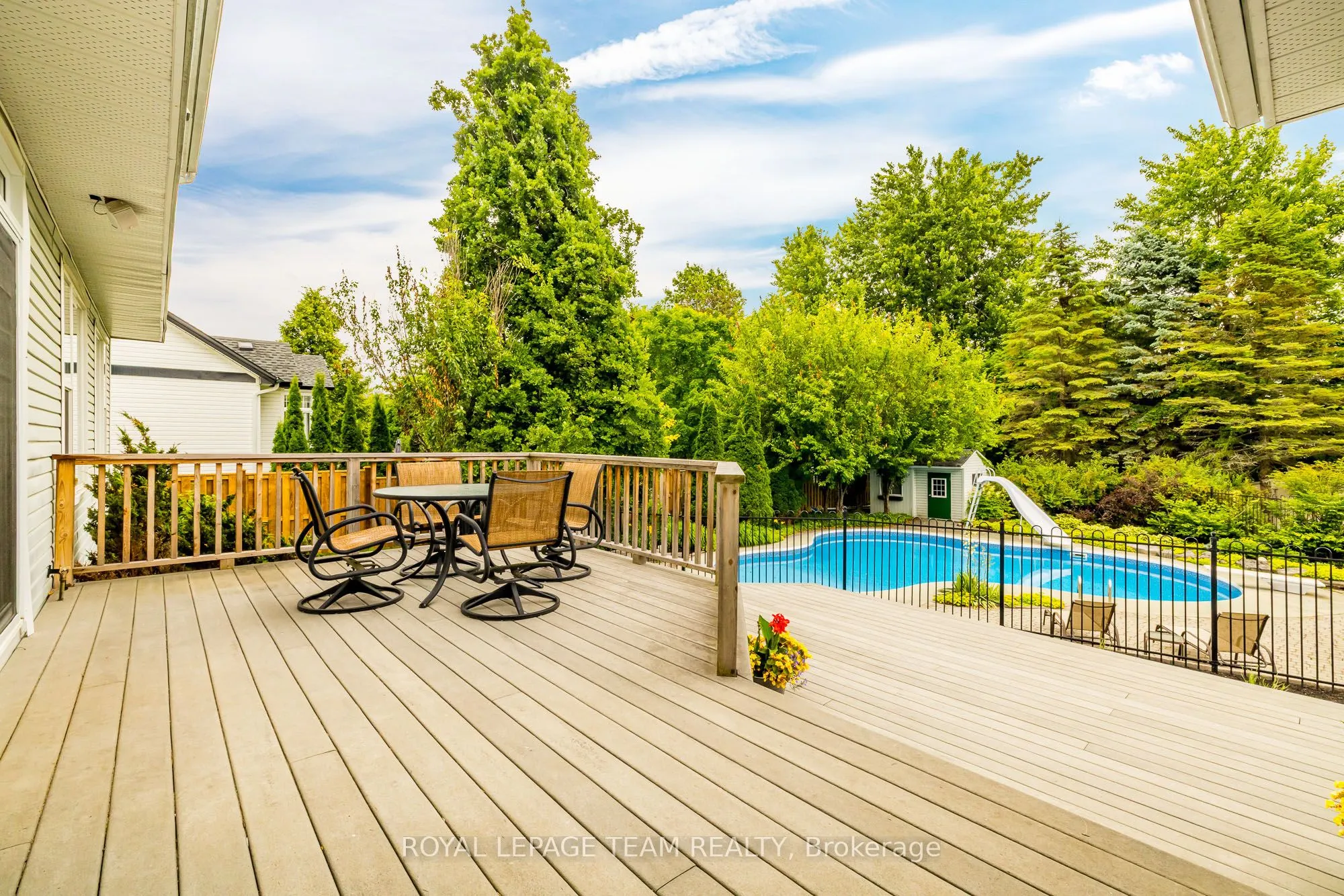 10 Beechgrove Gardens