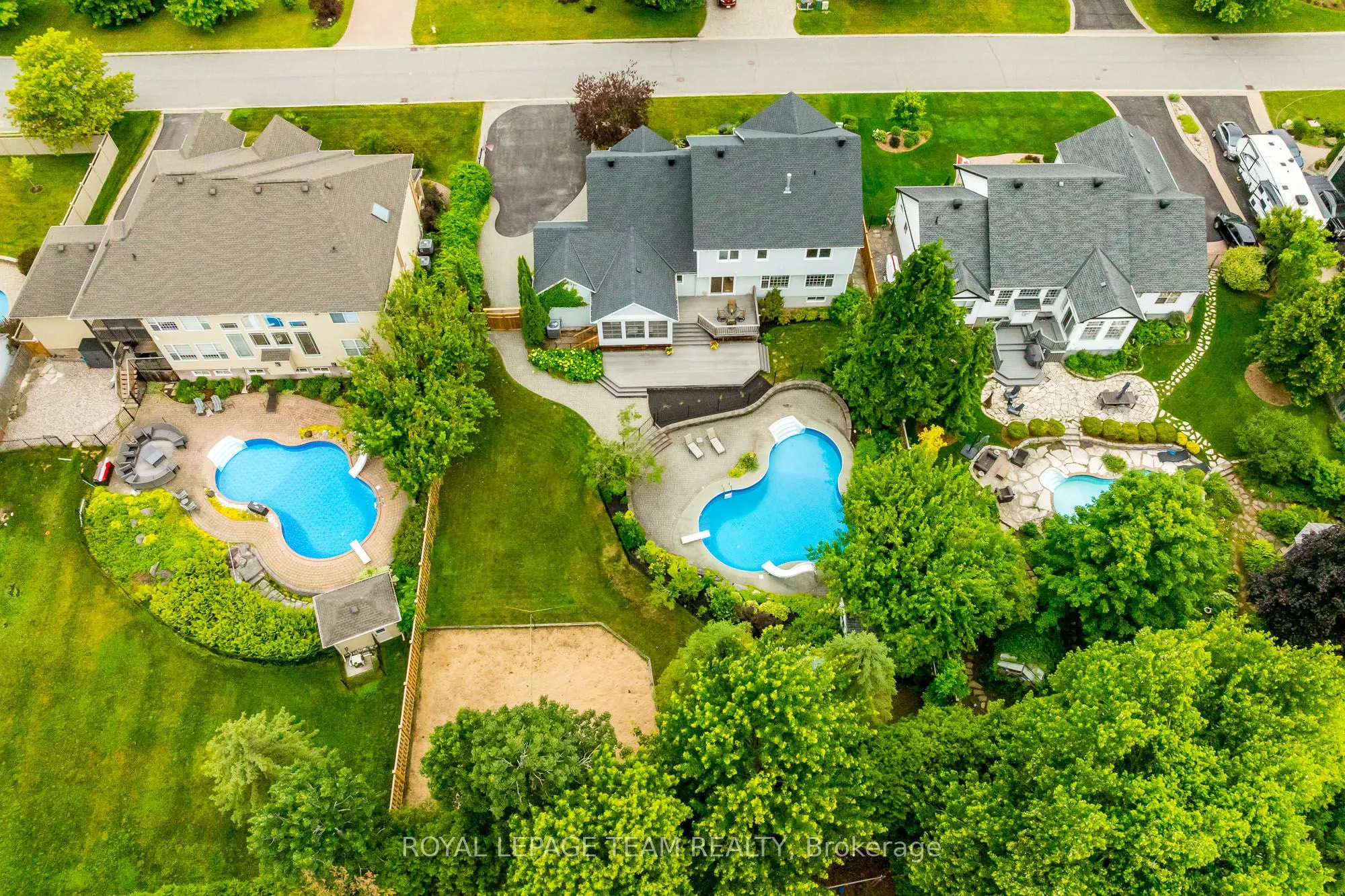 10 Beechgrove Gardens