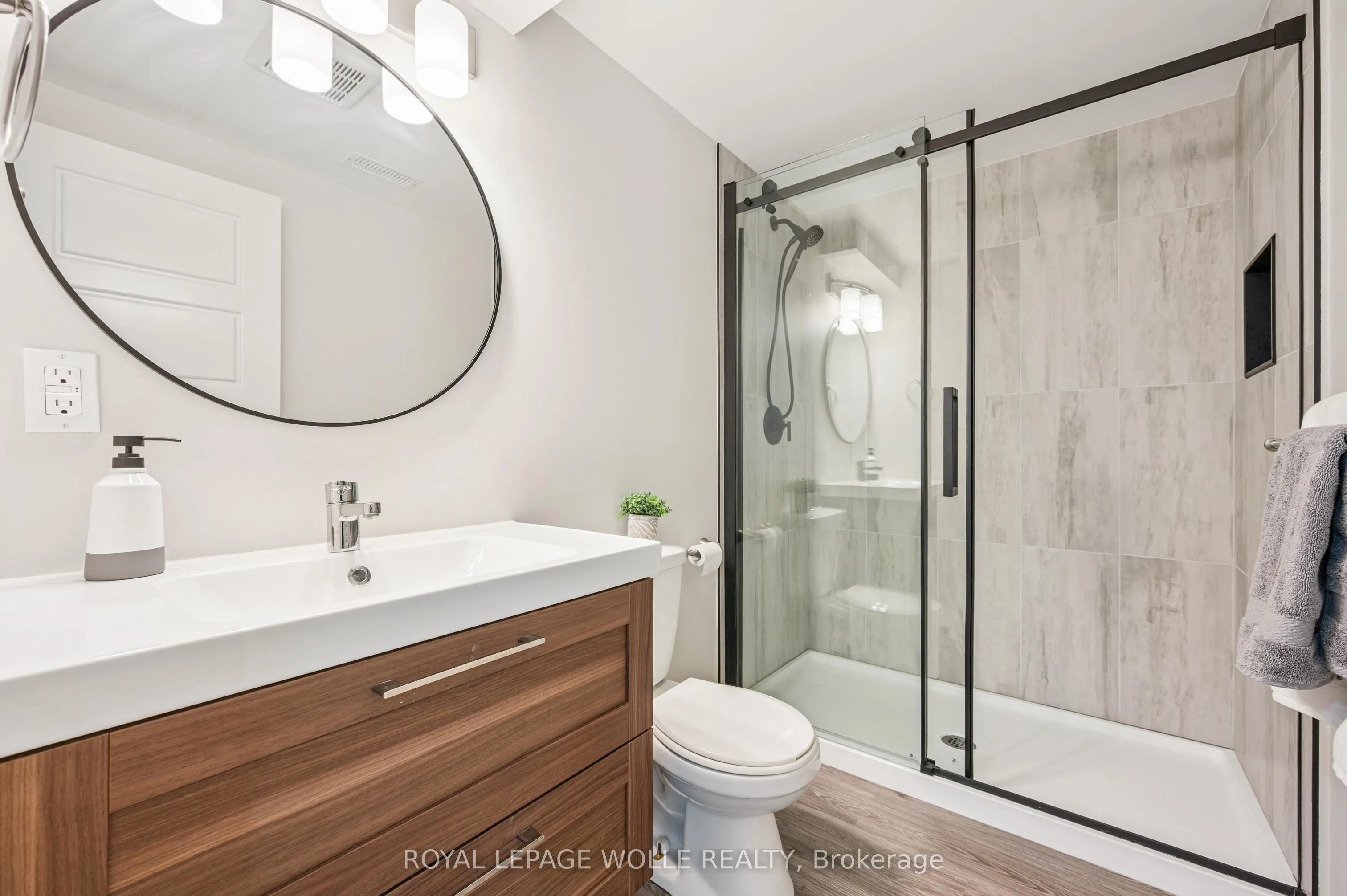 558 Elm Ridge Place