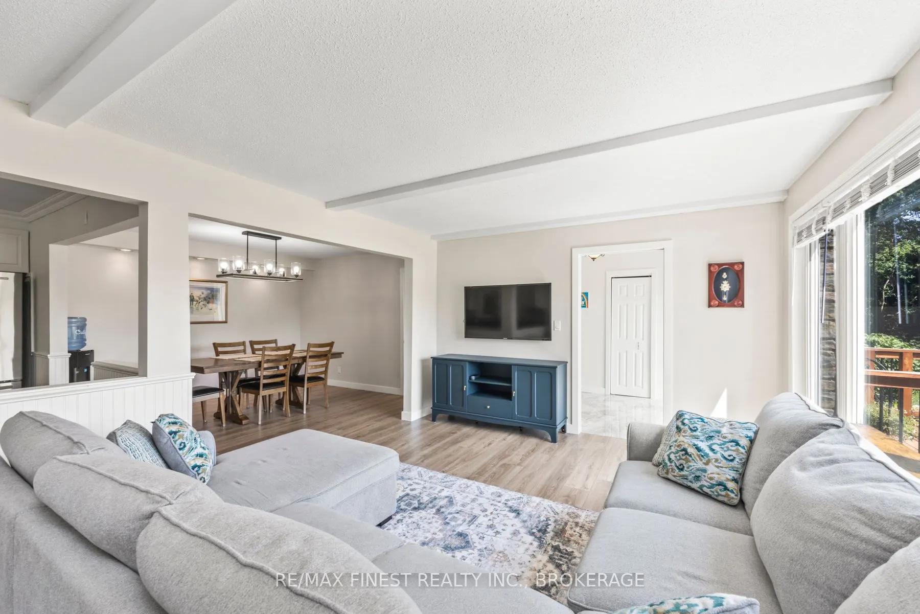 3327 Loughborough Drive