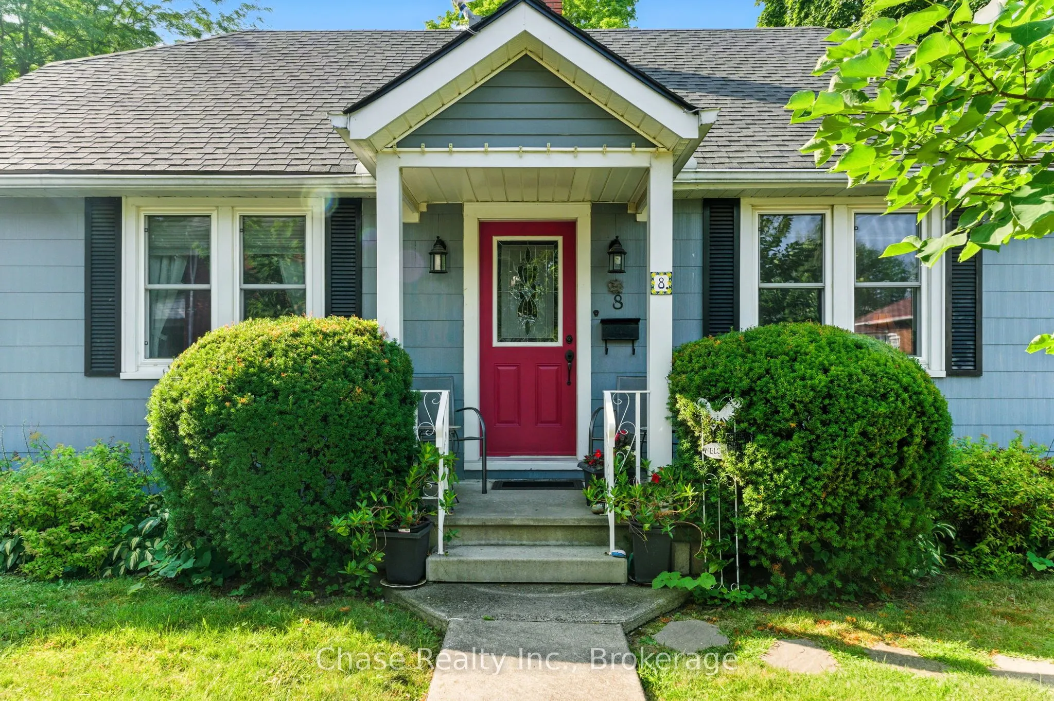 8 Groff Street