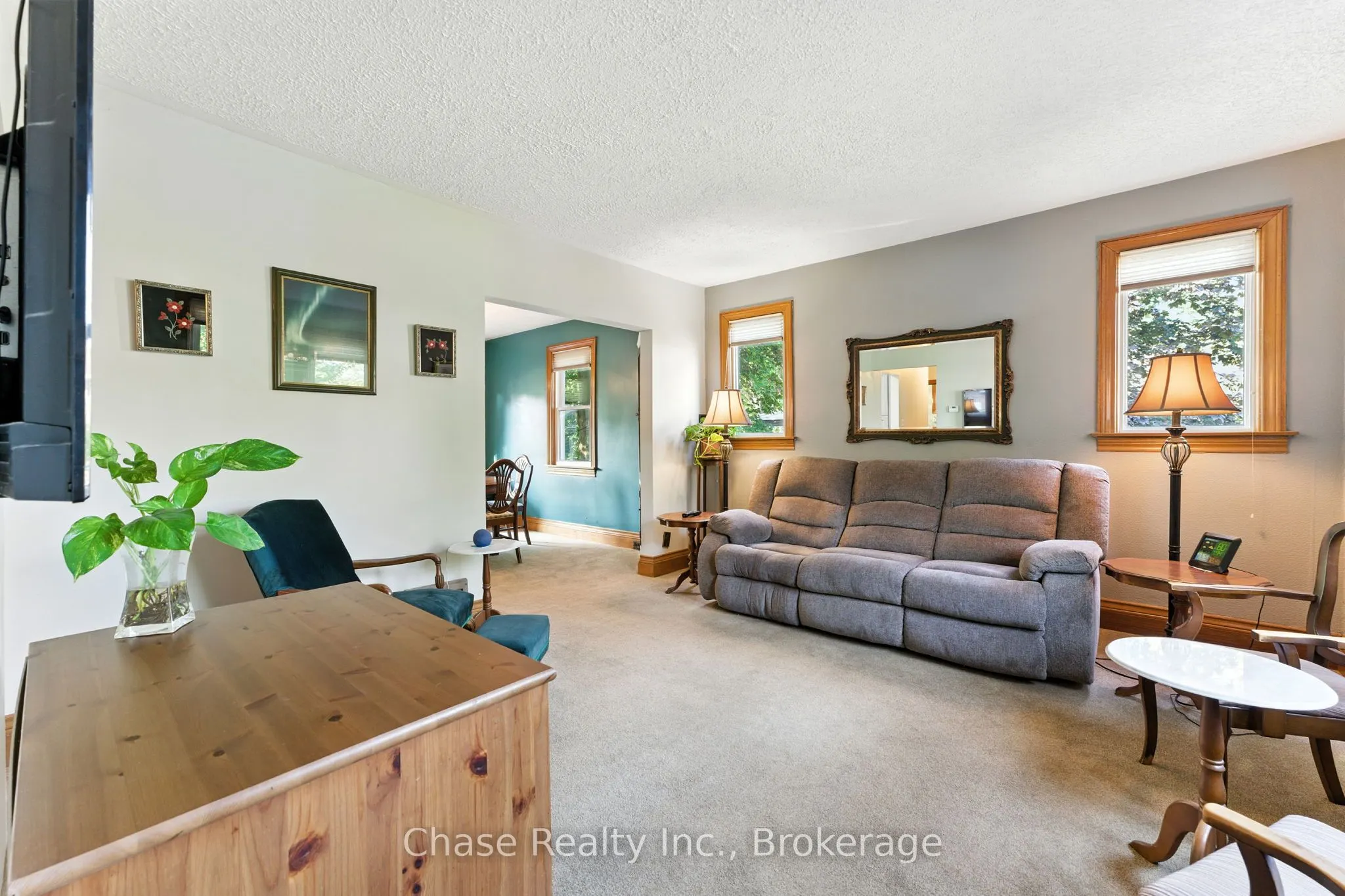 8 Groff Street