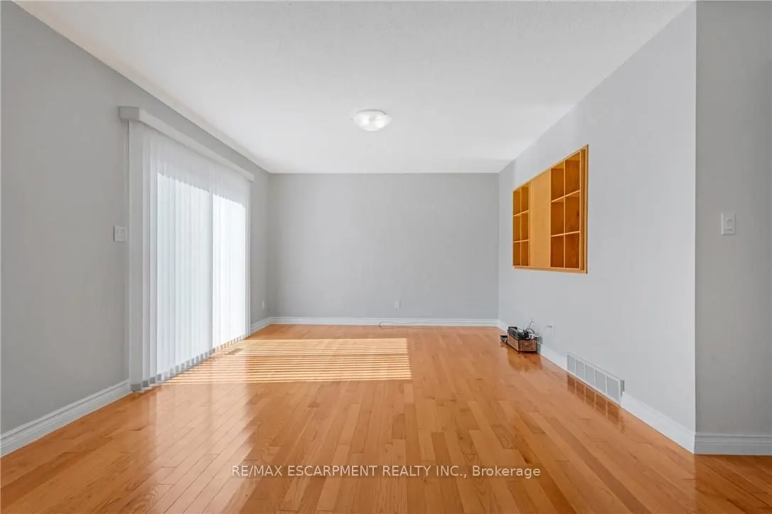 36 Skylark Drive