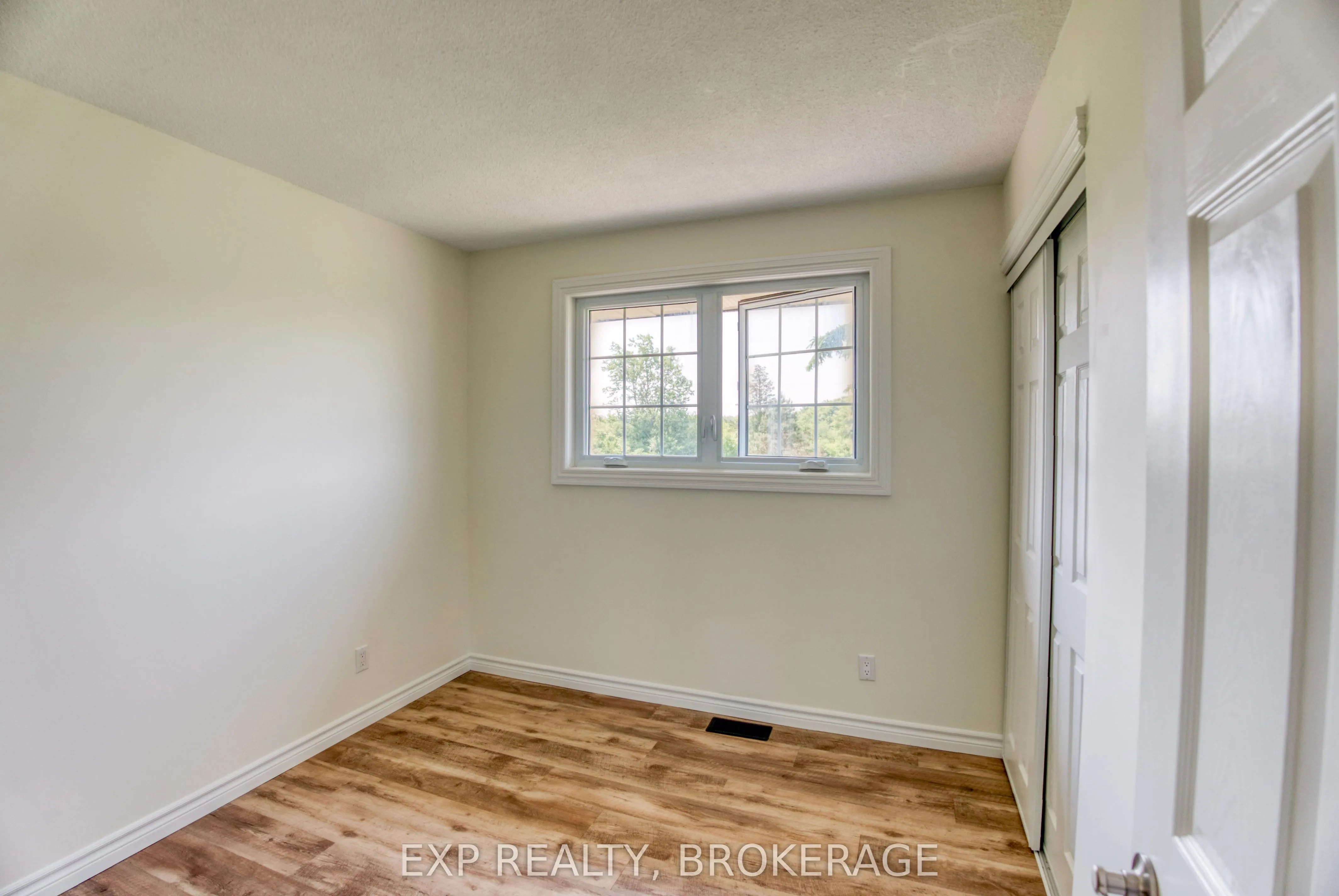 121 IVY RIDGE Road
