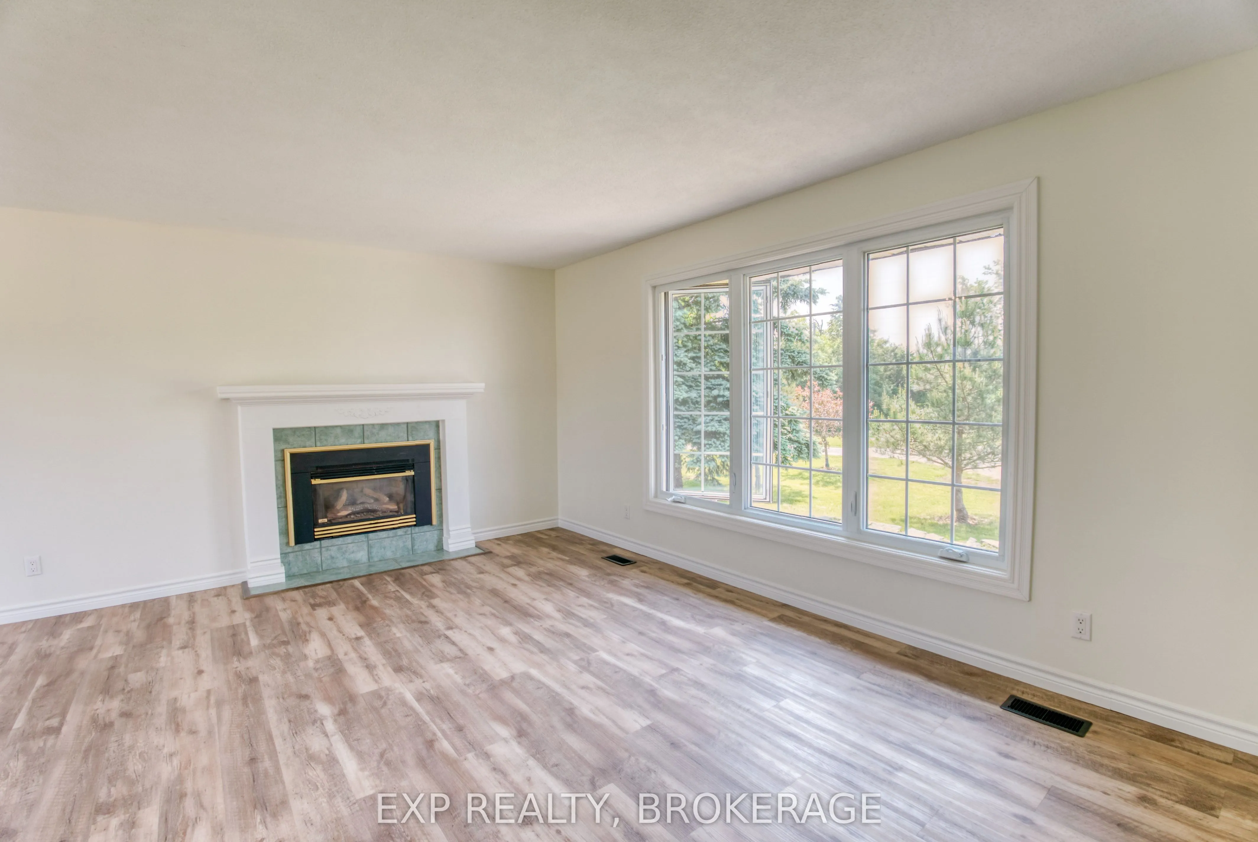 121 IVY RIDGE Road