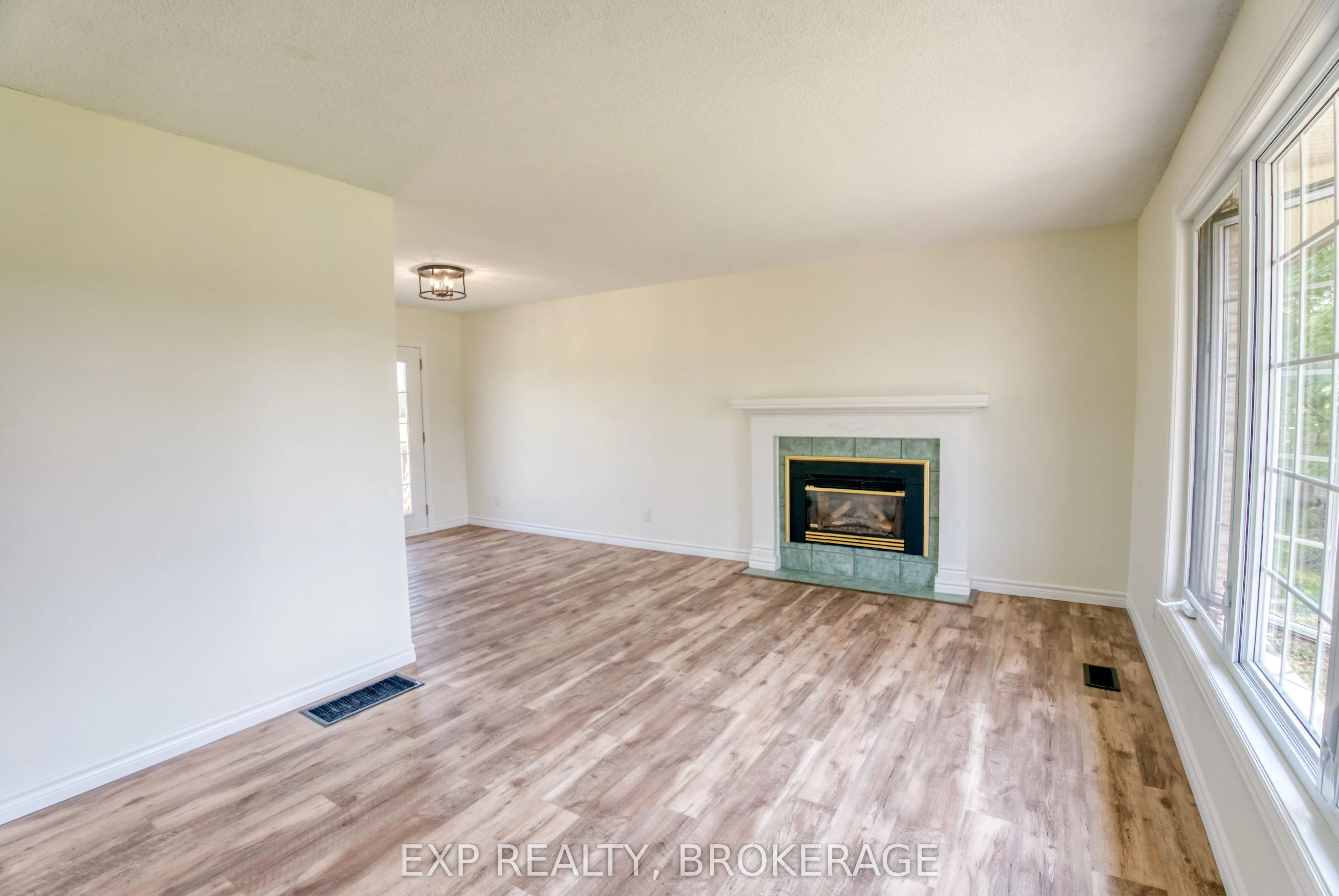 121 IVY RIDGE Road