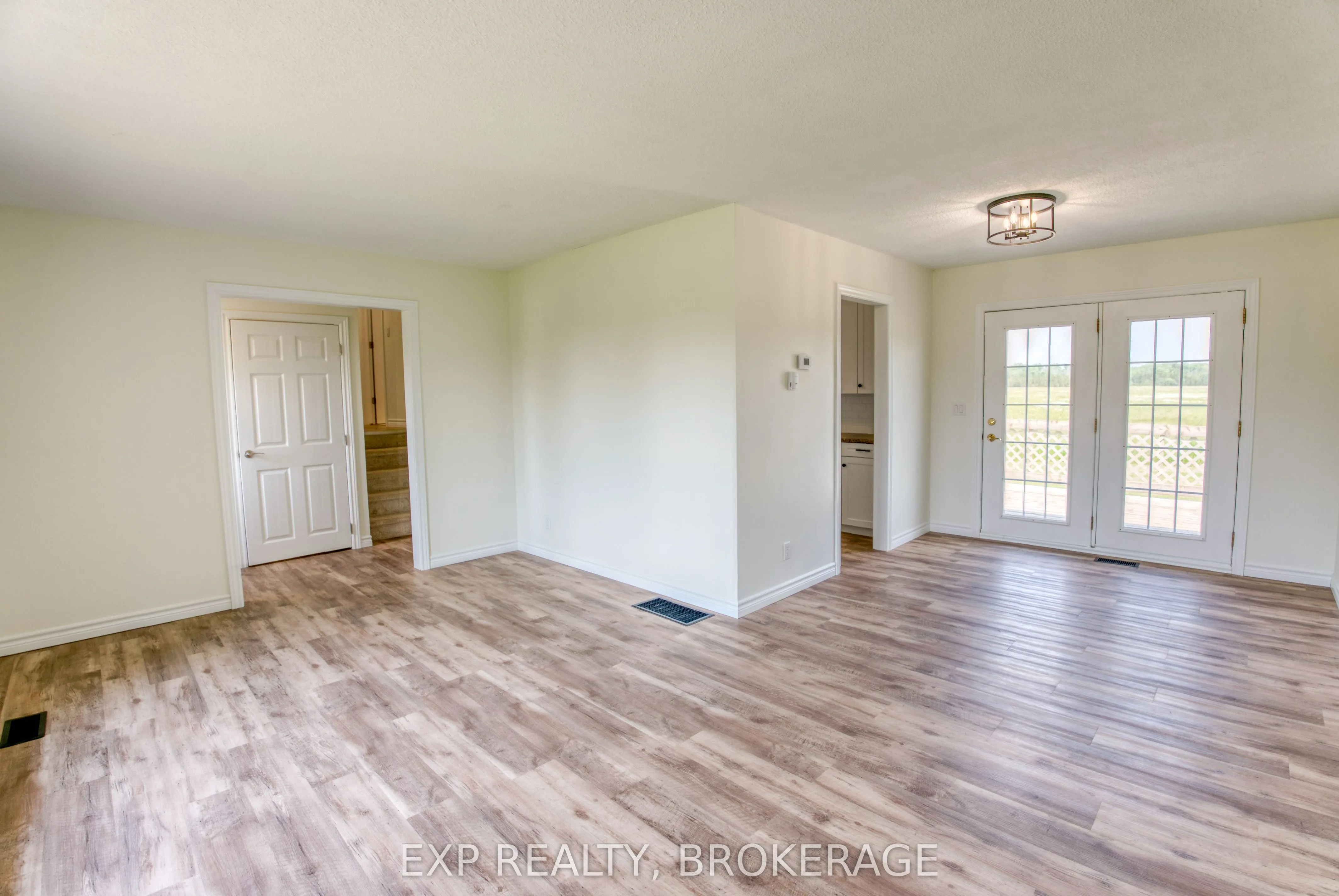 121 IVY RIDGE Road