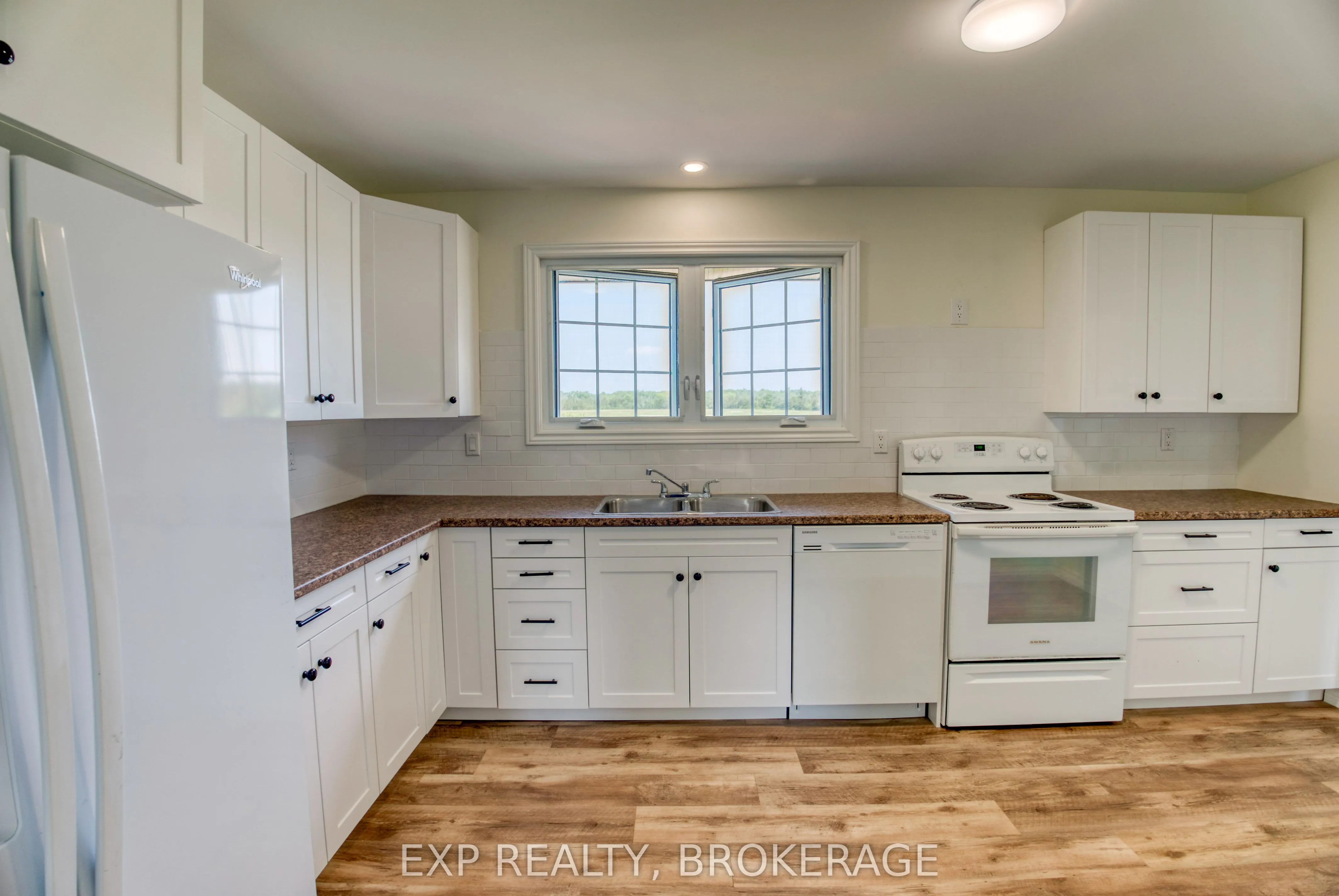 121 IVY RIDGE Road