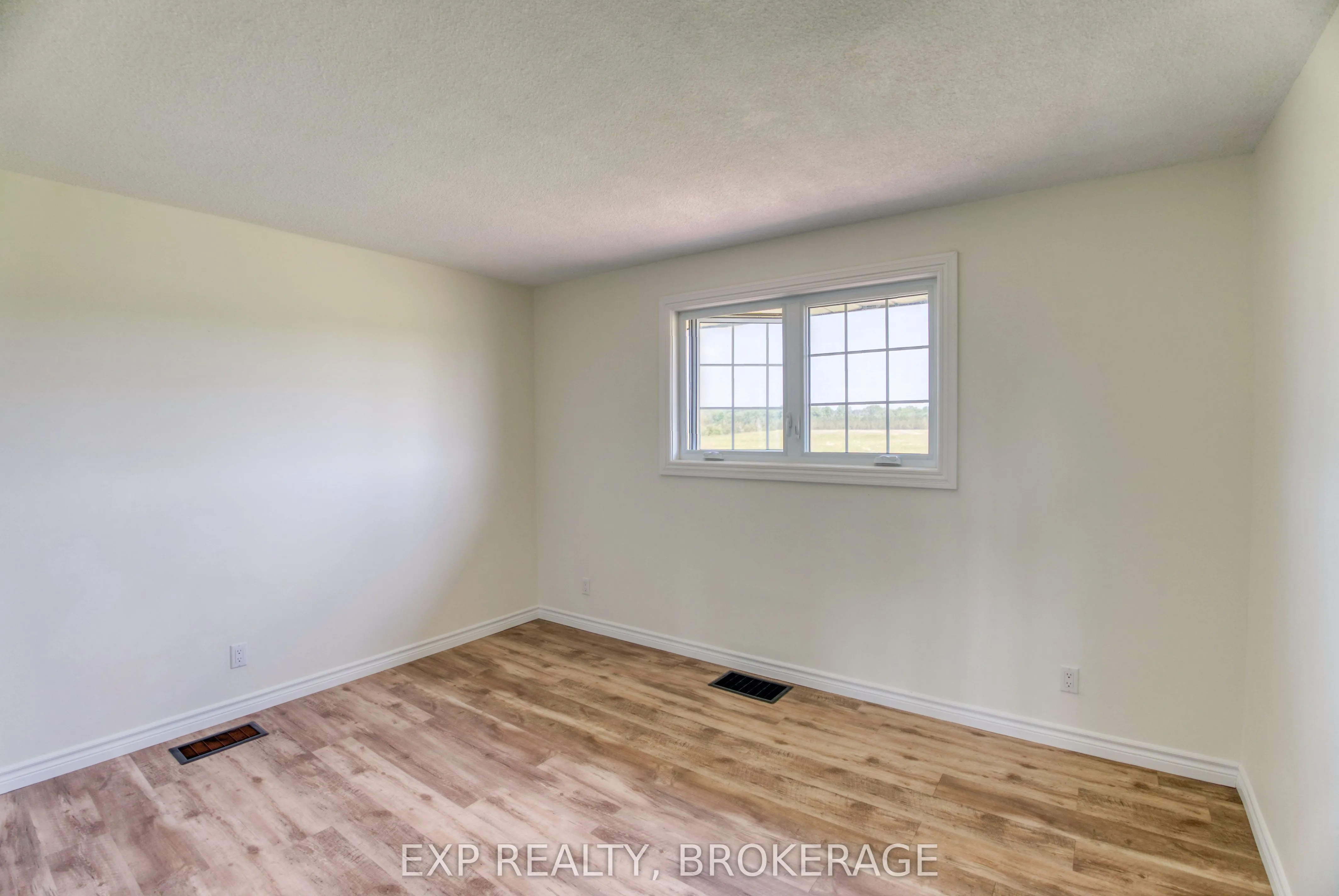 121 IVY RIDGE Road
