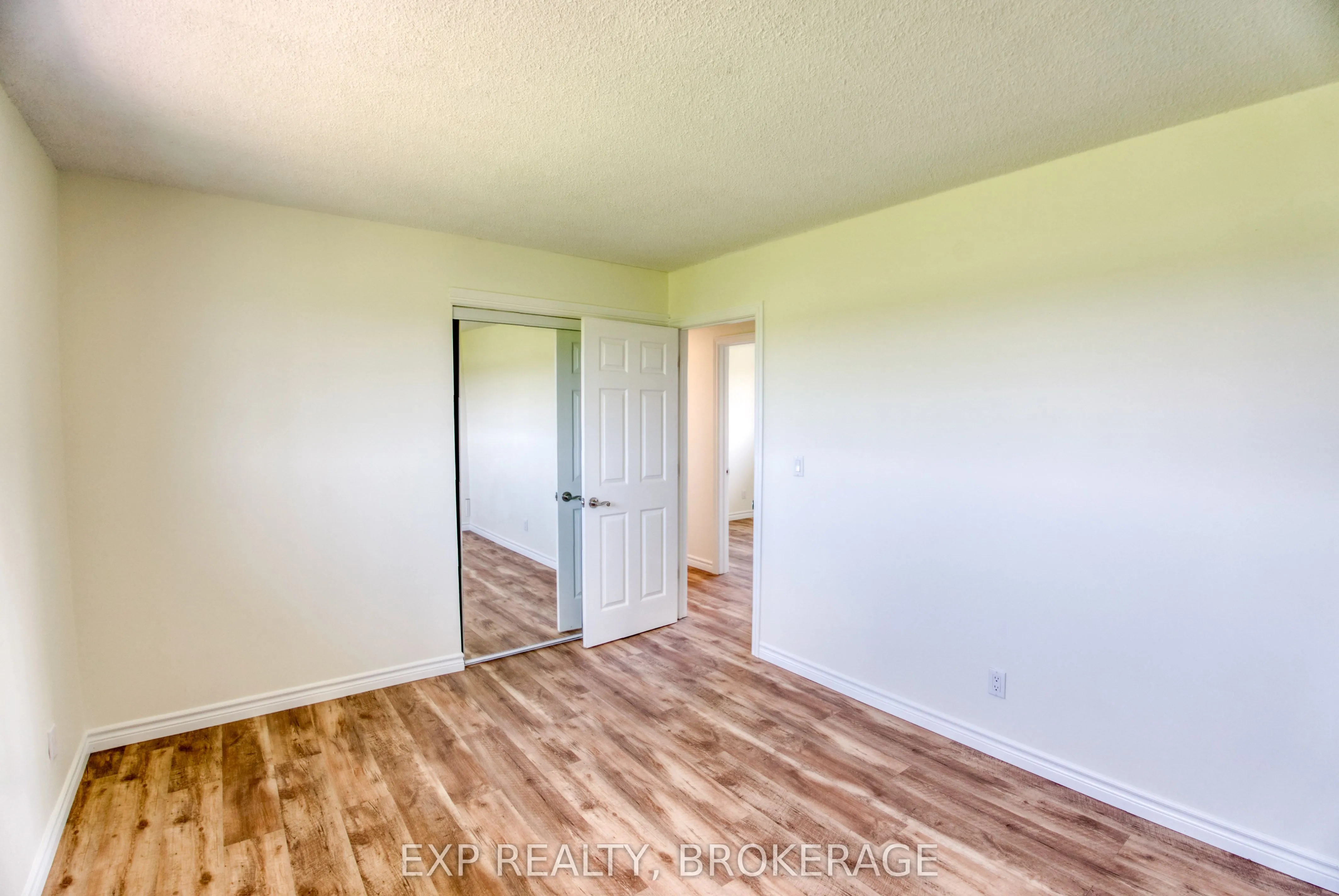 121 IVY RIDGE Road