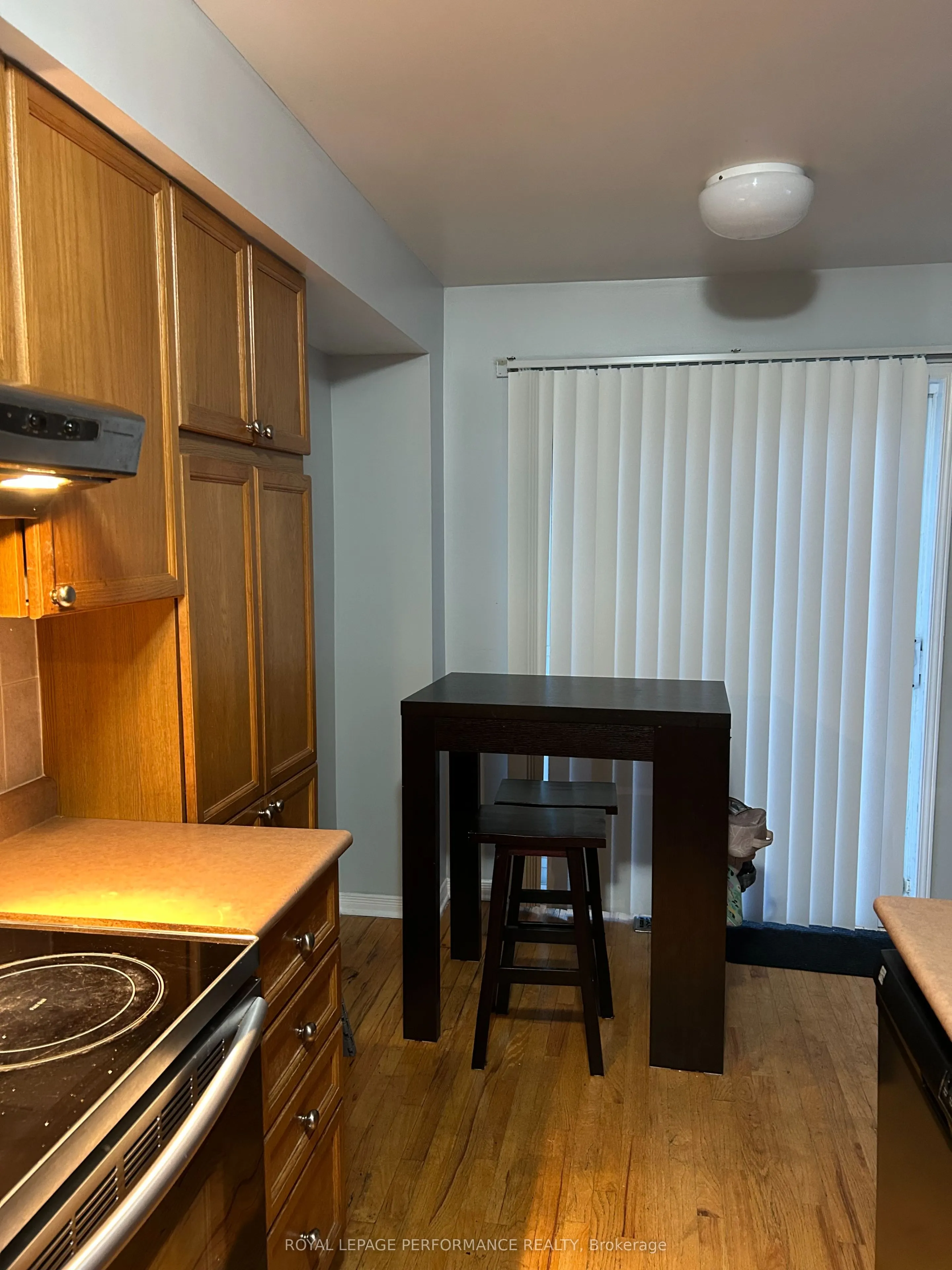 1098 Ballantyne Drive