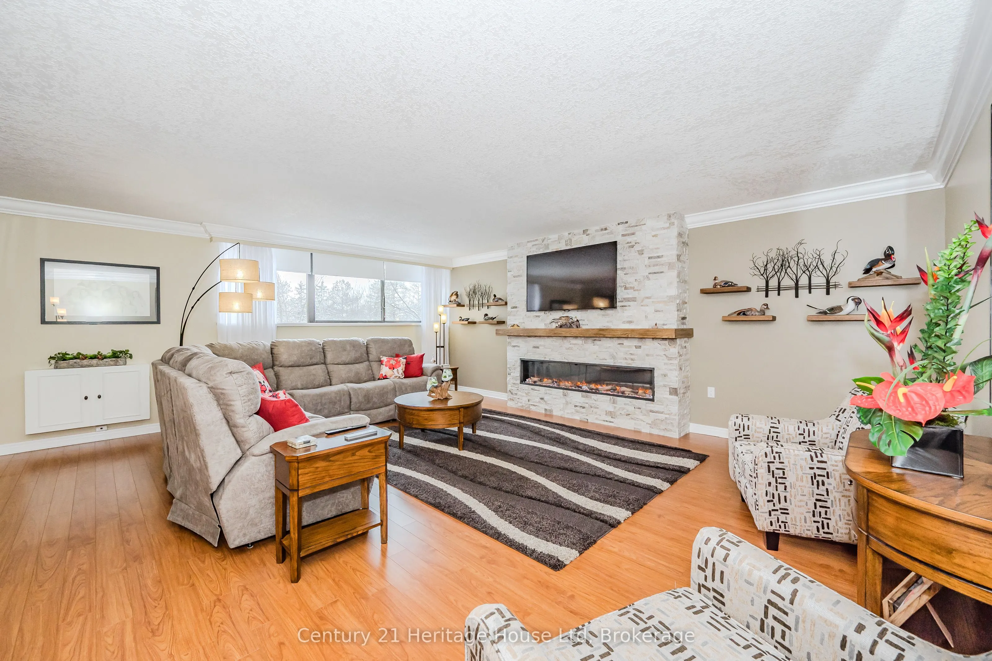 93 Westwood Road, #306