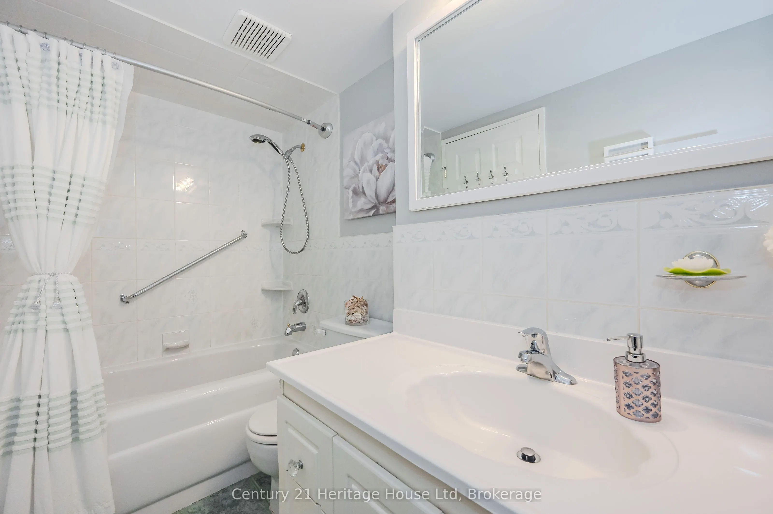93 Westwood Road, #306