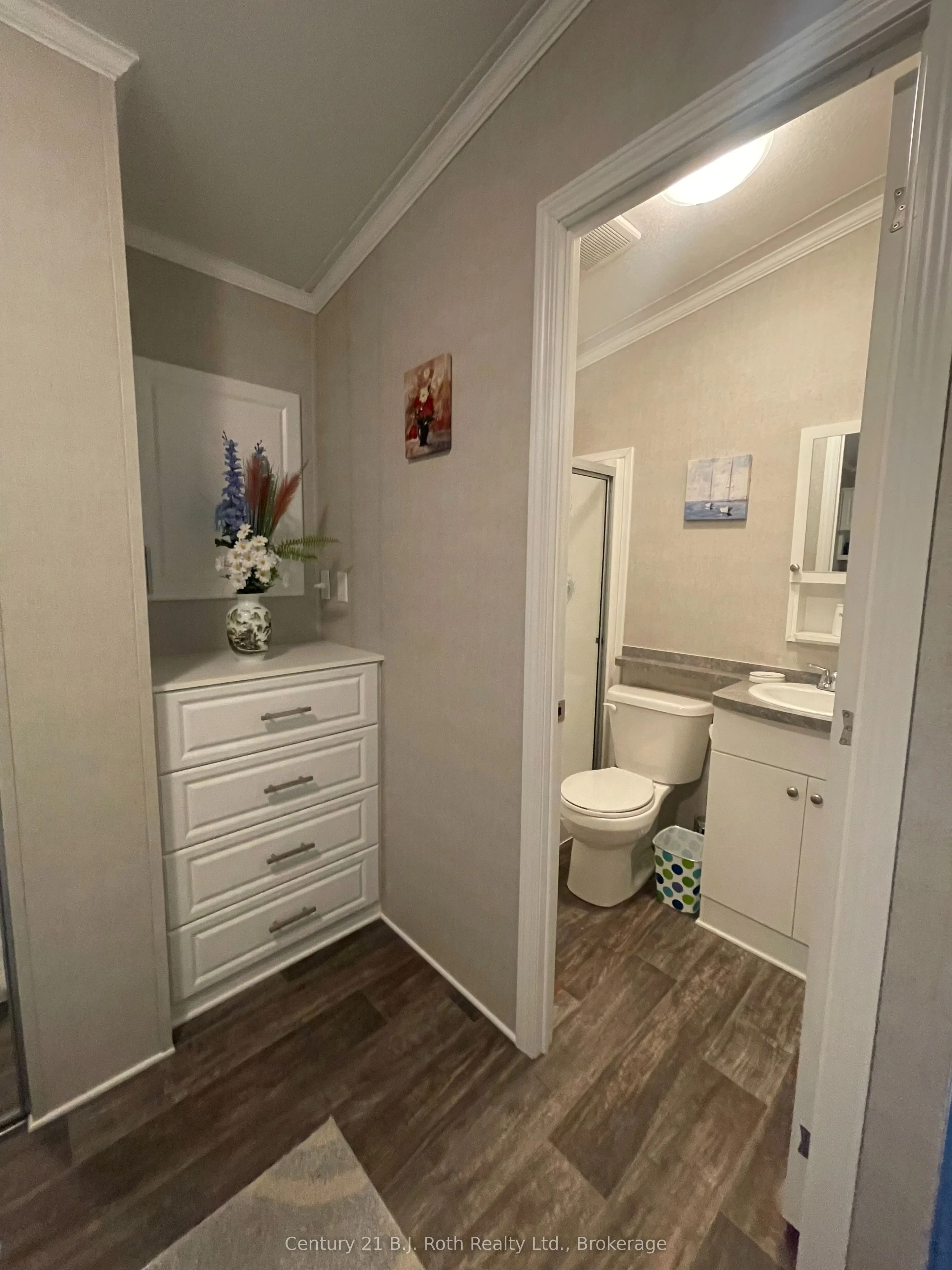1082 Shamrock Marina Road, ##220