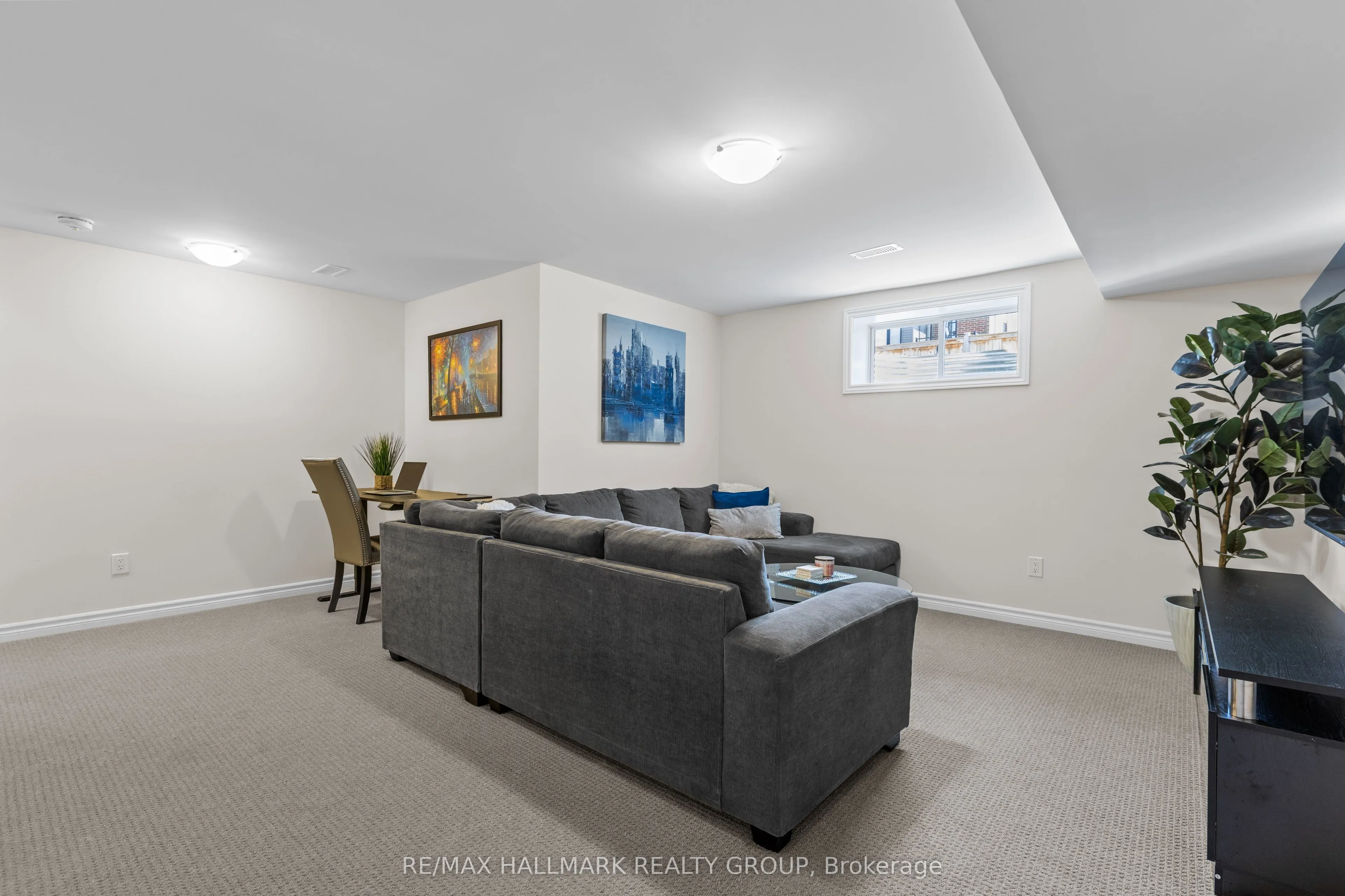 948 Socca Crescent
