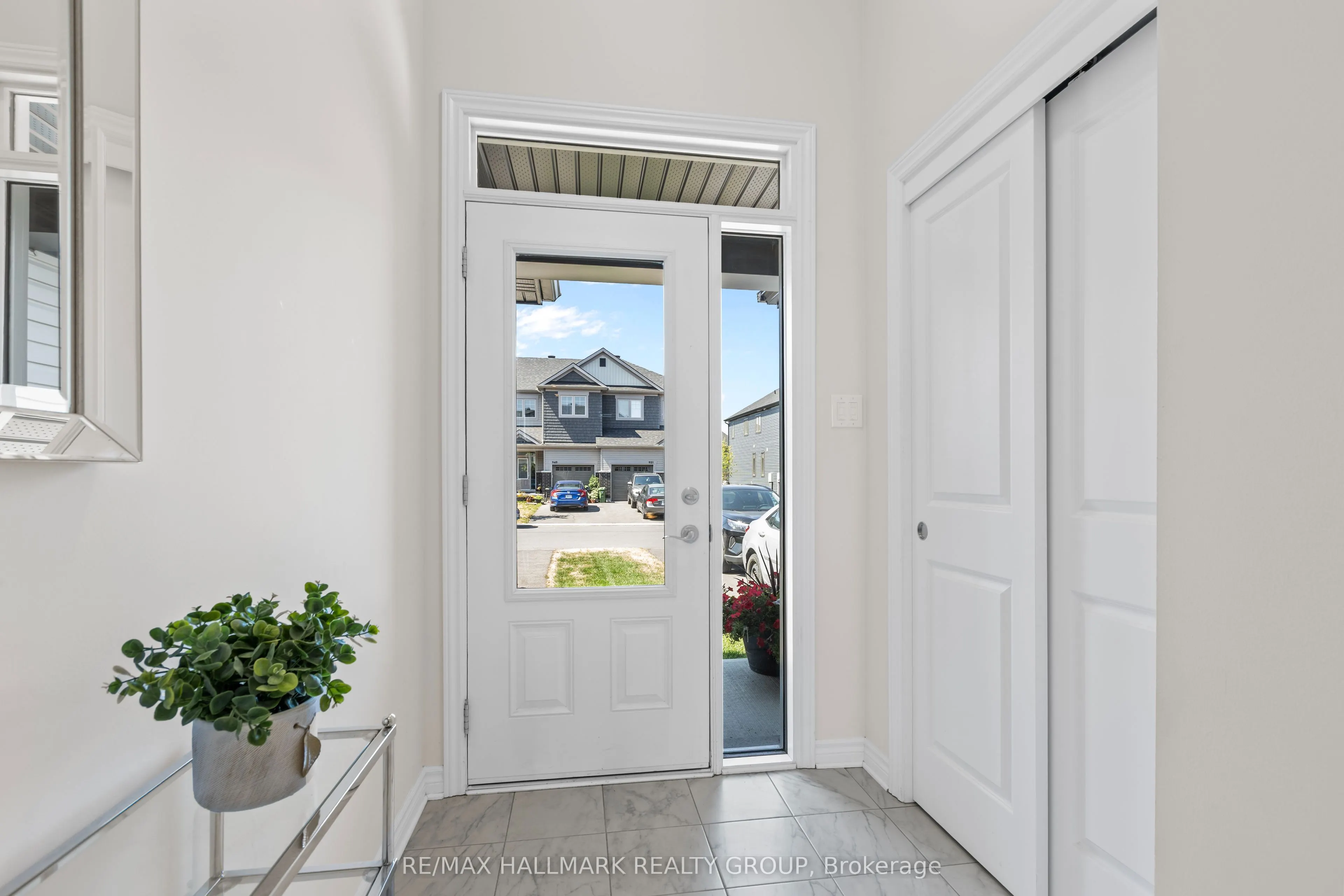 948 Socca Crescent