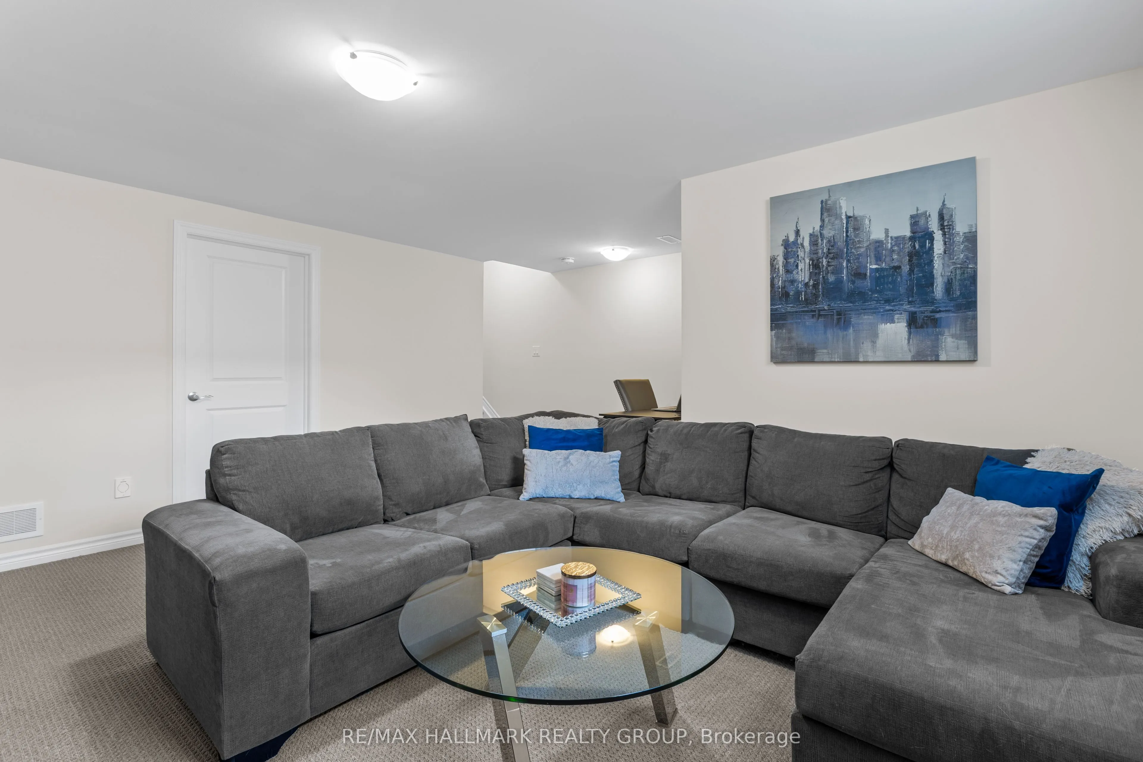 948 Socca Crescent