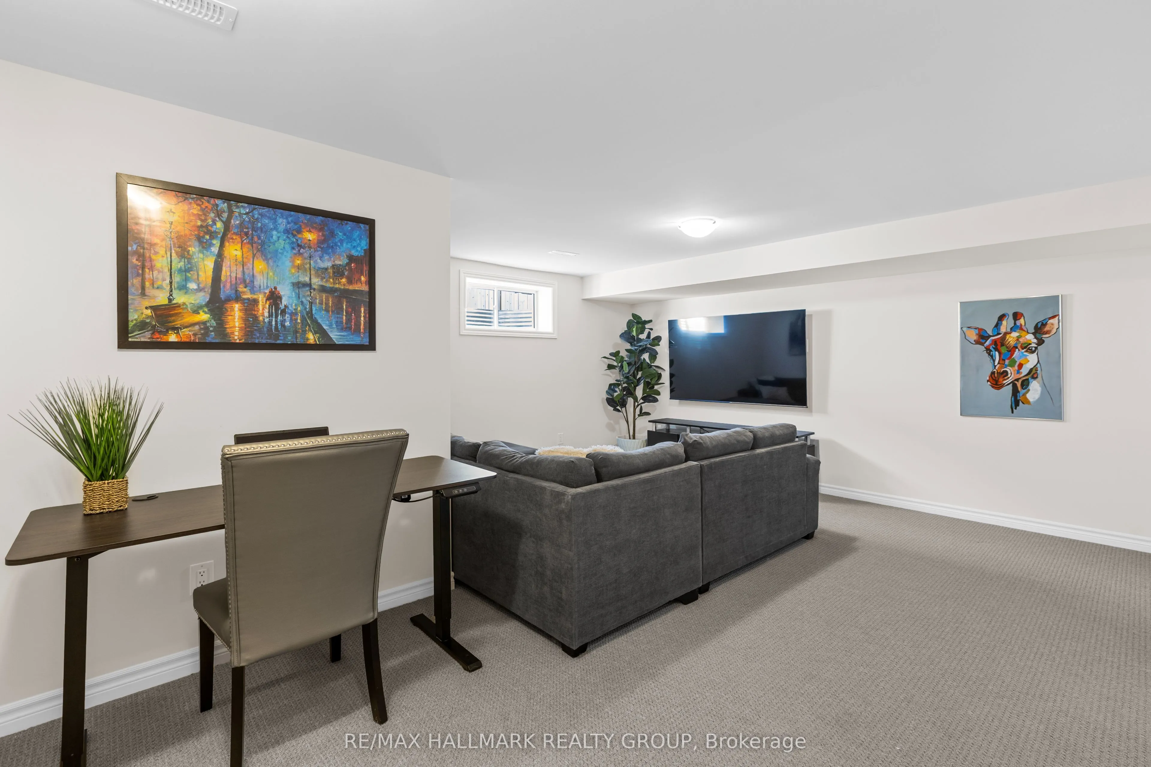 948 Socca Crescent